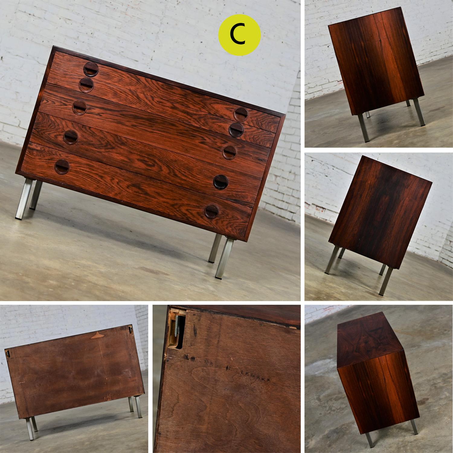 4 Scandinavian Modern Rosewood Cabinets by Rud Thygesen & Johnny Sorensen for HG For Sale 9