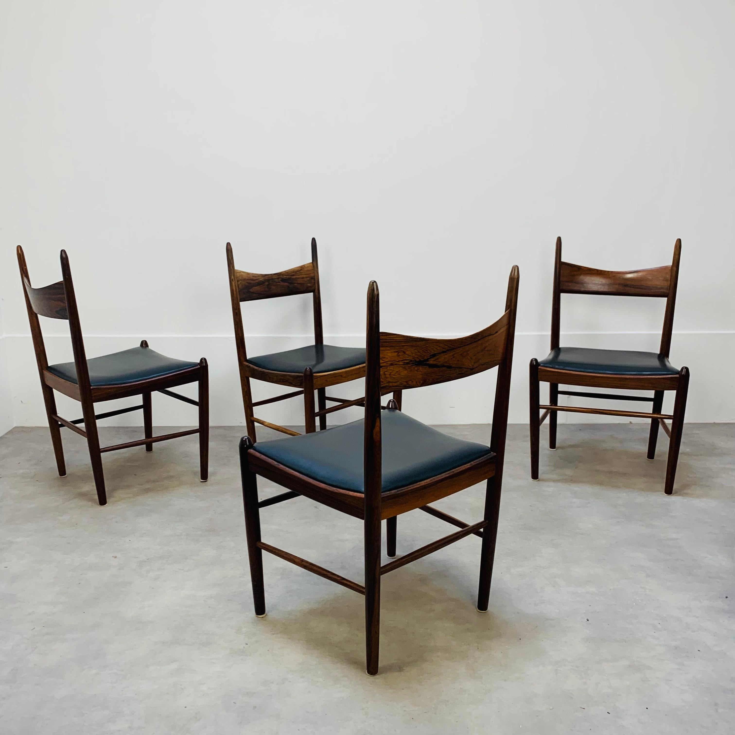 4 Scandinavian Rosewood Chairs by Vestervig Eriksen for Tomborg, 1960 For Sale 4