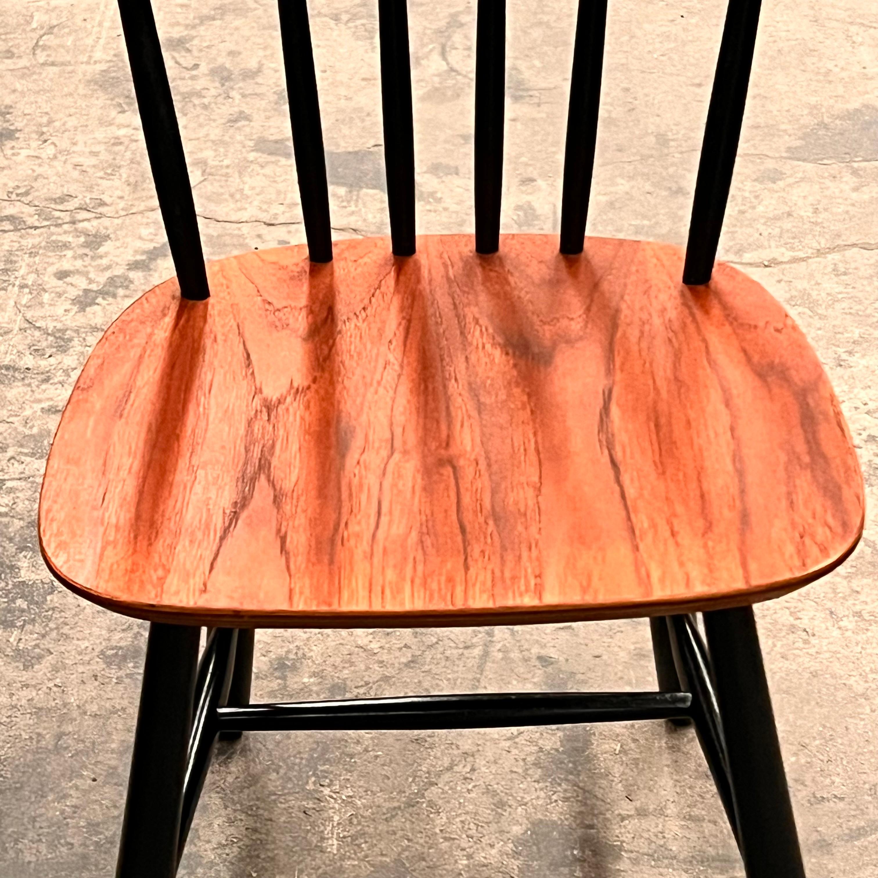 4 scandinavian vintage chairs Denmark in the 1960s ilmari Tapiovaara style im Angebot 2