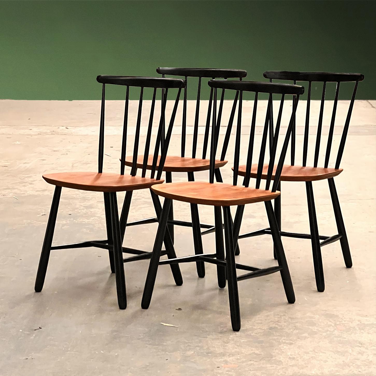 4 scandinavian vintage chairs Denmark in the 1960s ilmari Tapiovaara style (Skandinavische Moderne) im Angebot