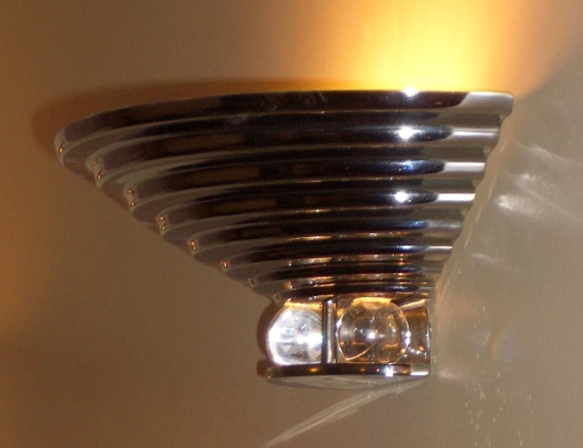 4 Sconces in Chrome and Glass, Style: Art Deco, 1930, Stamped Made in France For Sale 2