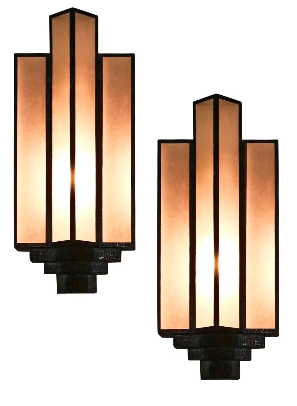 4 Sconces in Glass and Iron, Style, Art Deco, Year, 1930, France In Good Condition For Sale In Ciudad Autónoma Buenos Aires, C