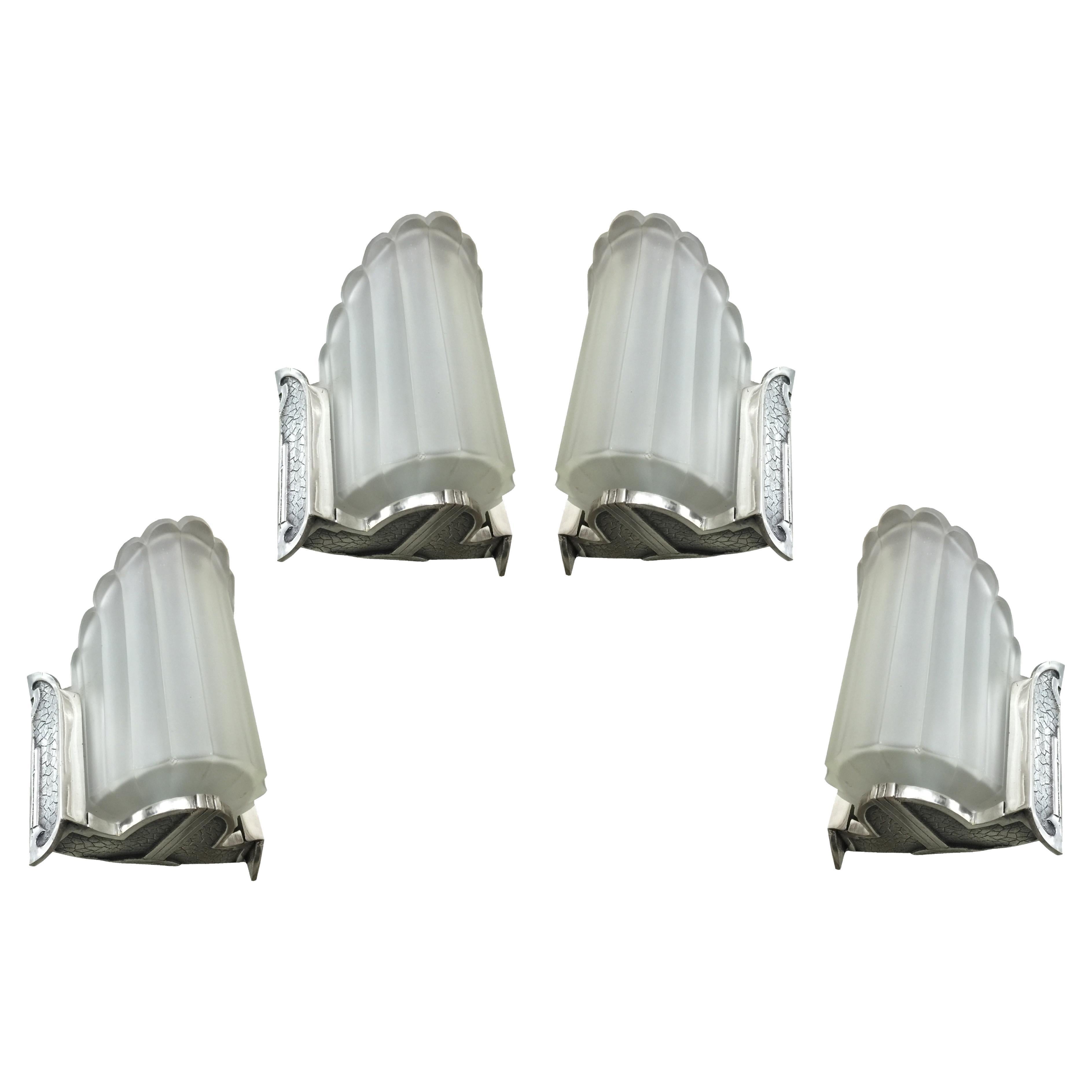 4 Sconces in Silver Plated Bronze and Glass, France, 1930, Style, Art Deco For Sale