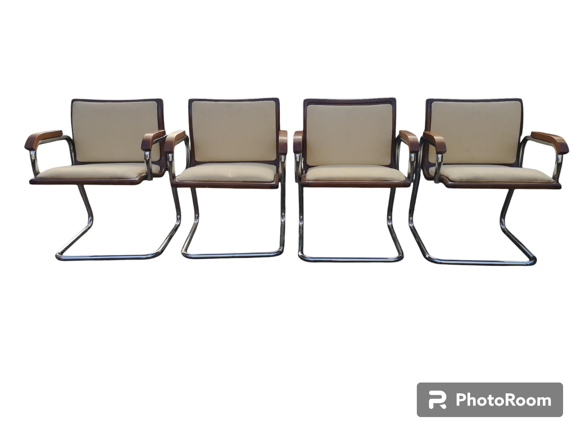 Steel 4 sedie vintage in legno, acciaio e tessuto Alcantara anni 70 For Sale