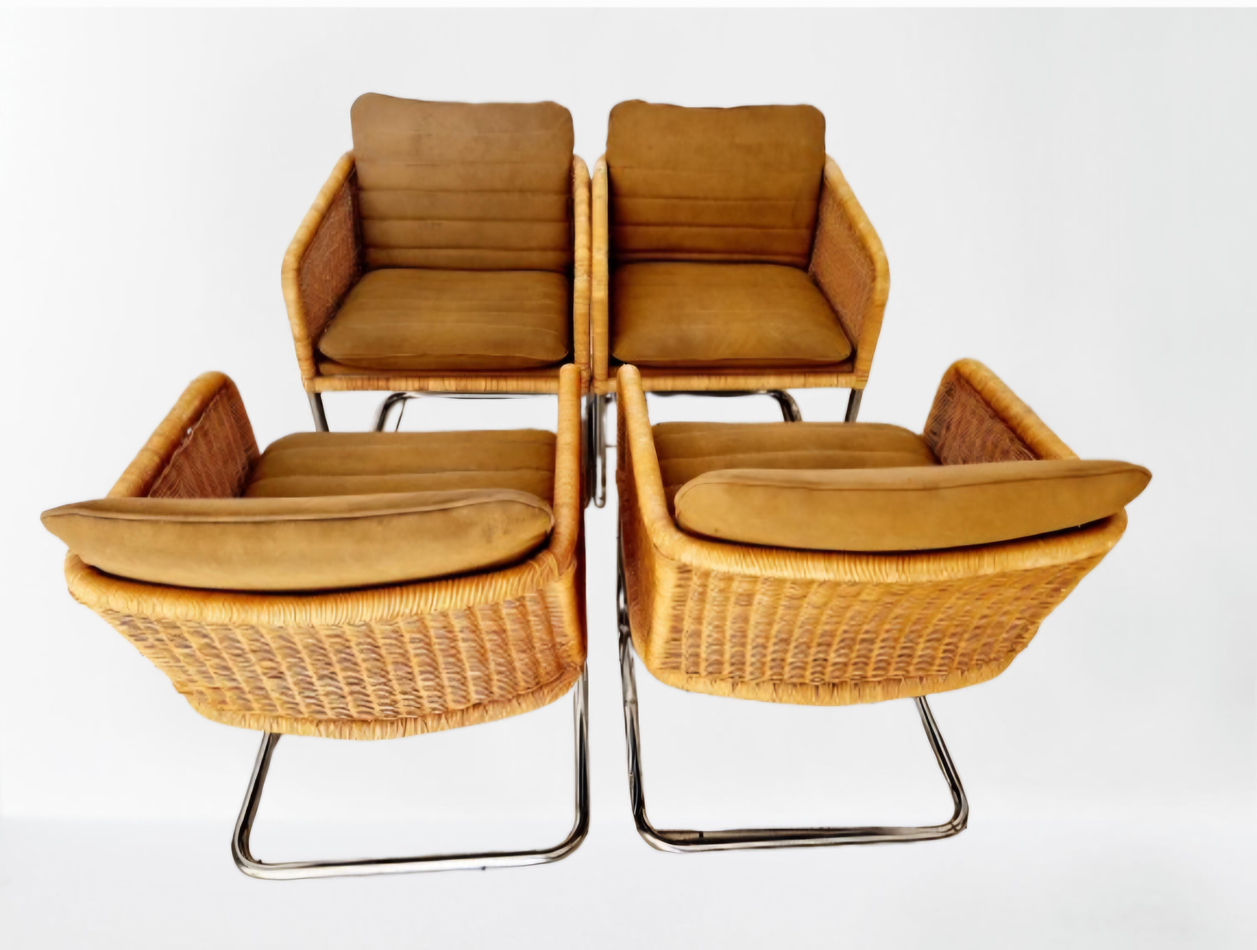 Mid-Century Modern 4 chaises de salle à manger Shelby Williams à la manière de Fabricius et Kastholm en vente
