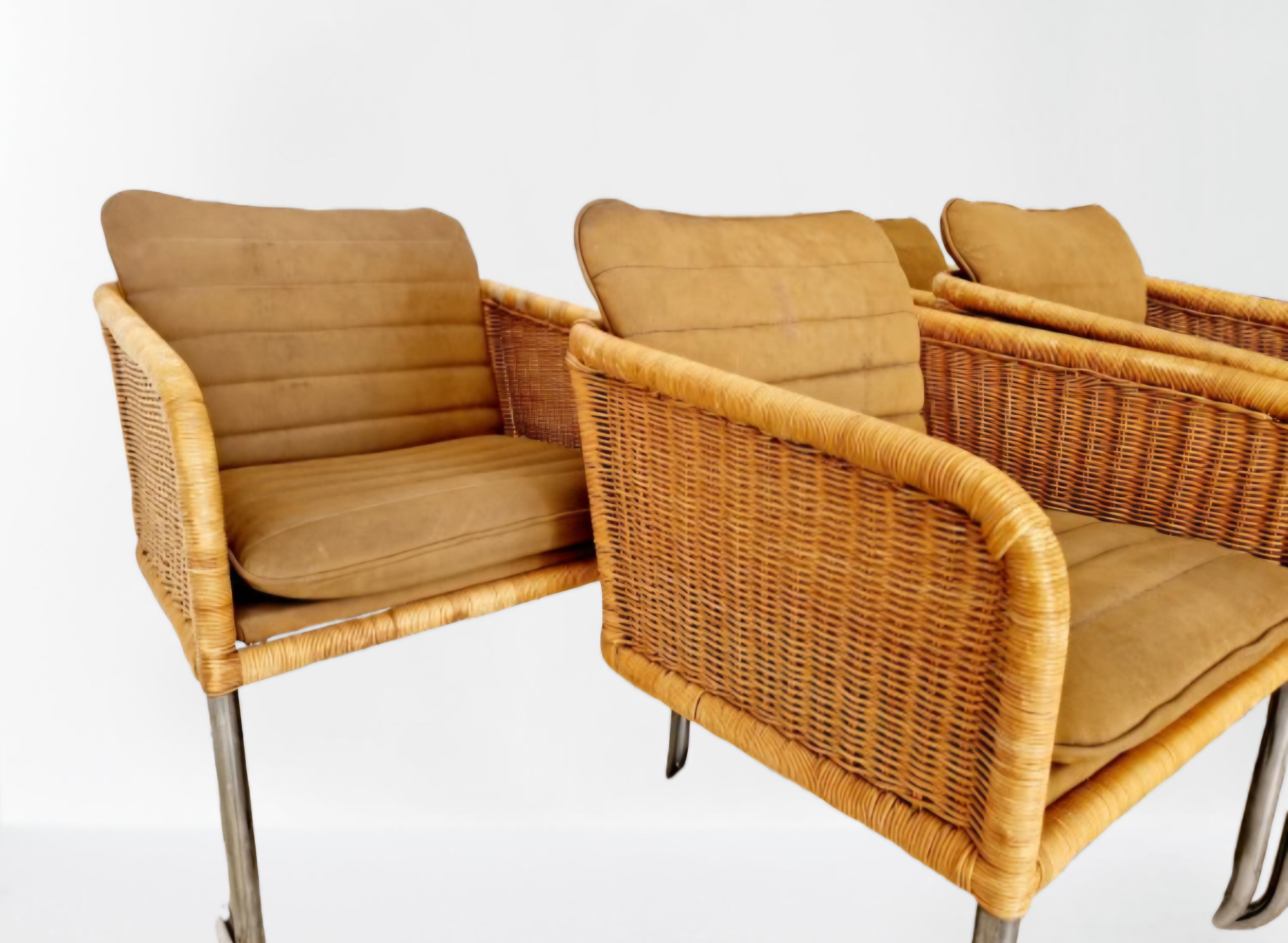 20ième siècle 4 chaises de salle à manger Shelby Williams à la manière de Fabricius et Kastholm en vente