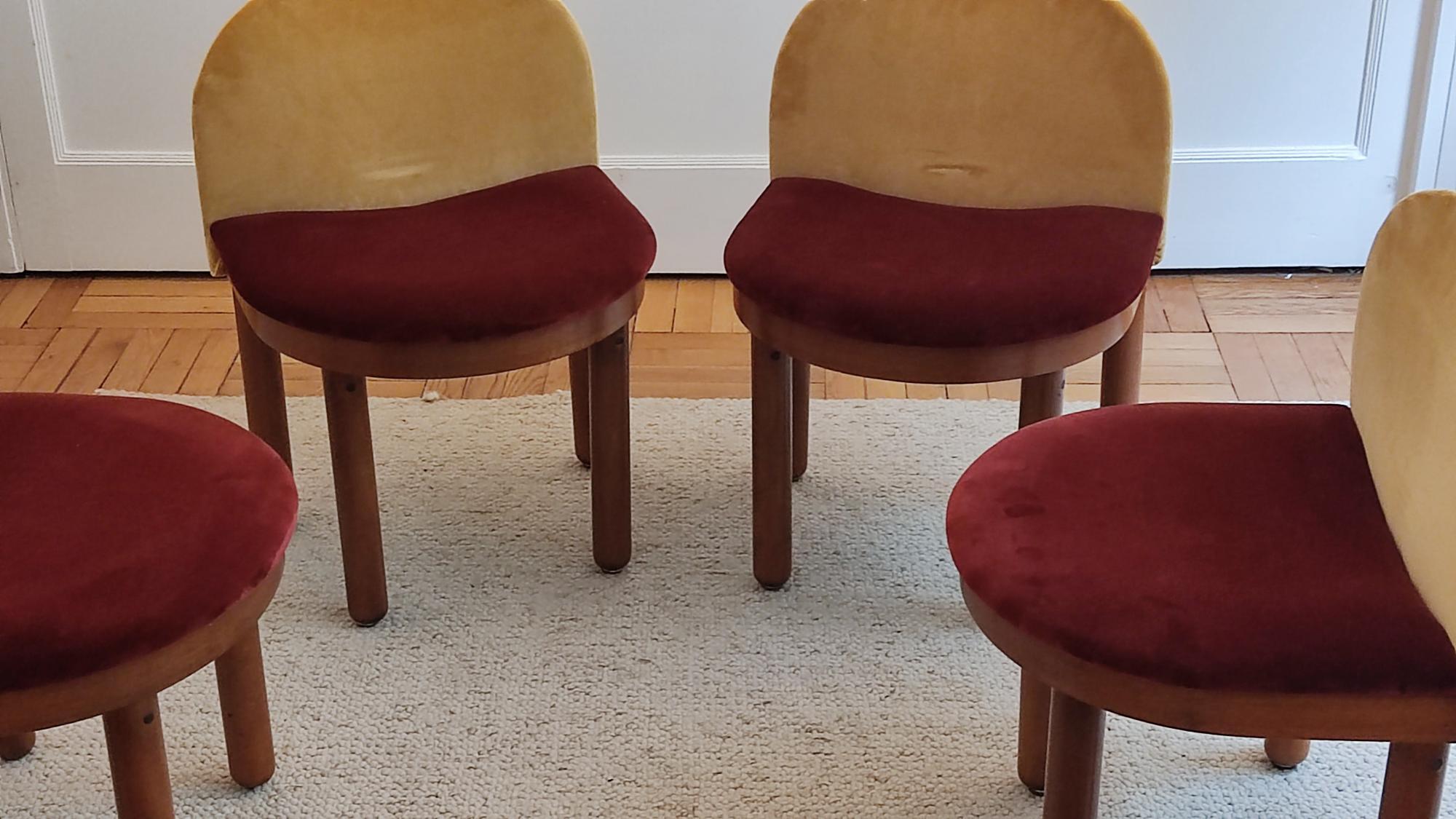4 small chairs wood and velvet 4