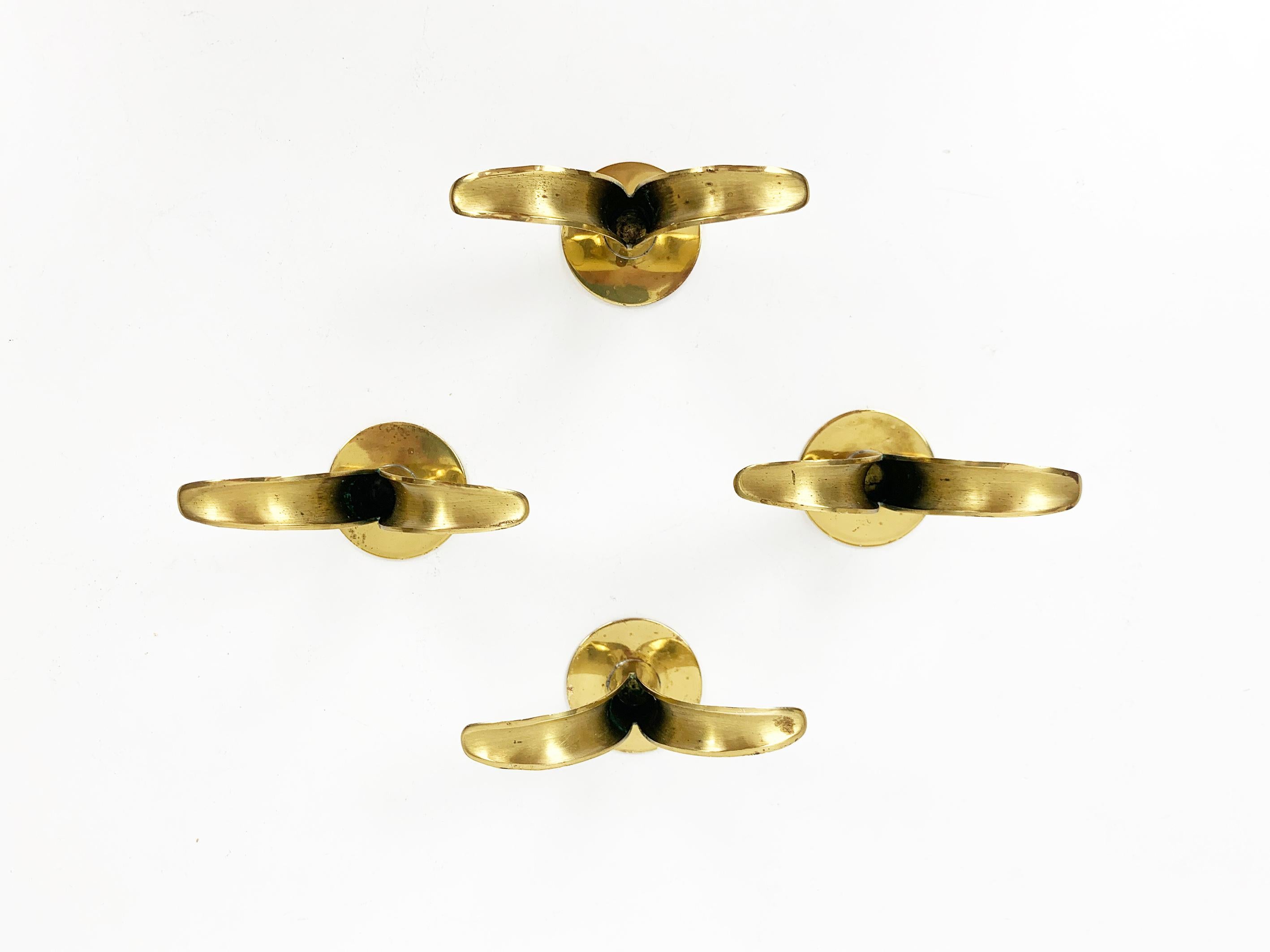 Swedish 4 Small Mid-Century Brass Model Lily Candleholders from Lbe Konst, Ystad, Sweden For Sale