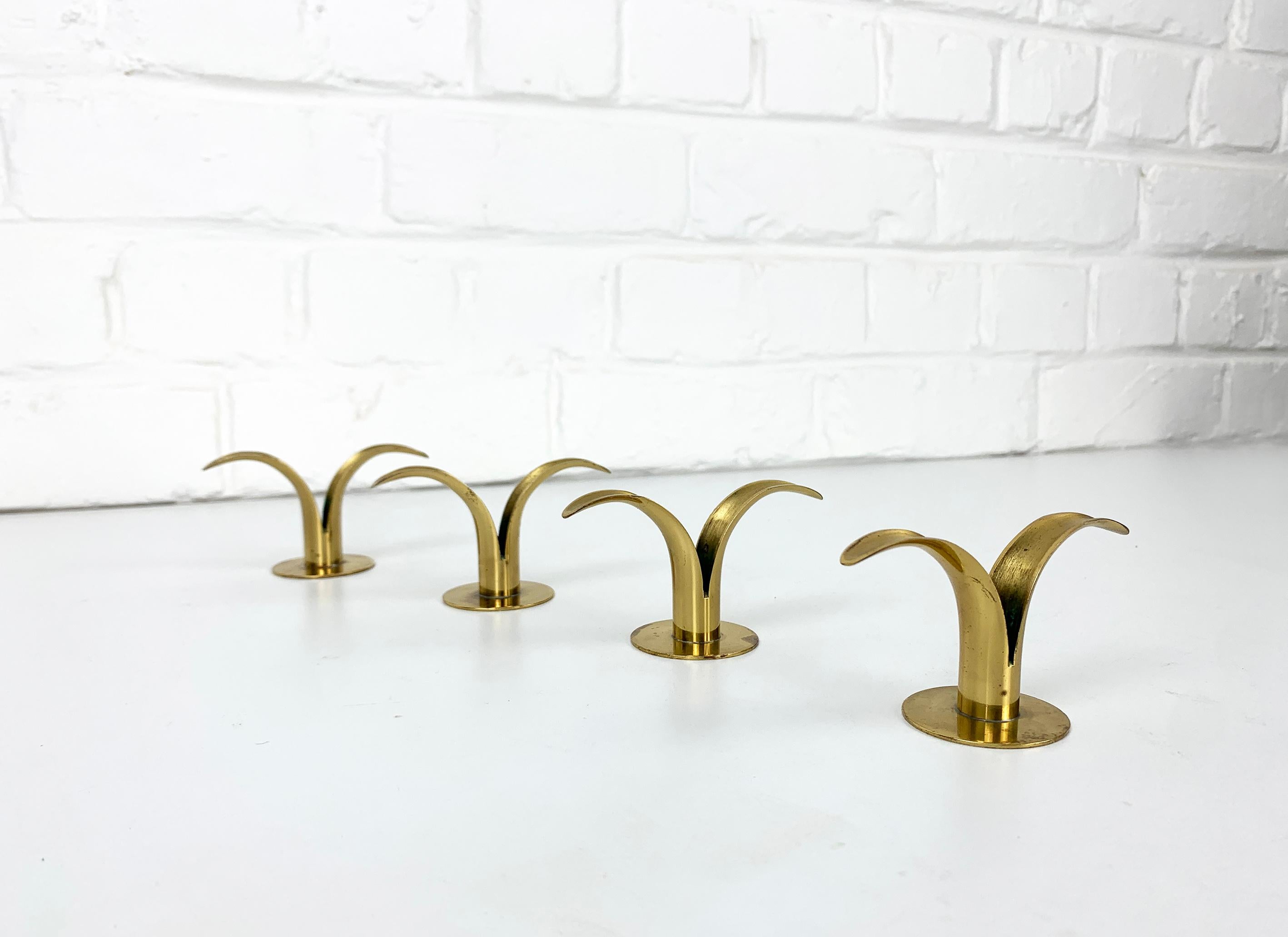 4 Small Mid-Century Brass Model Lily Candleholders from Lbe Konst, Ystad, Sweden For Sale 2
