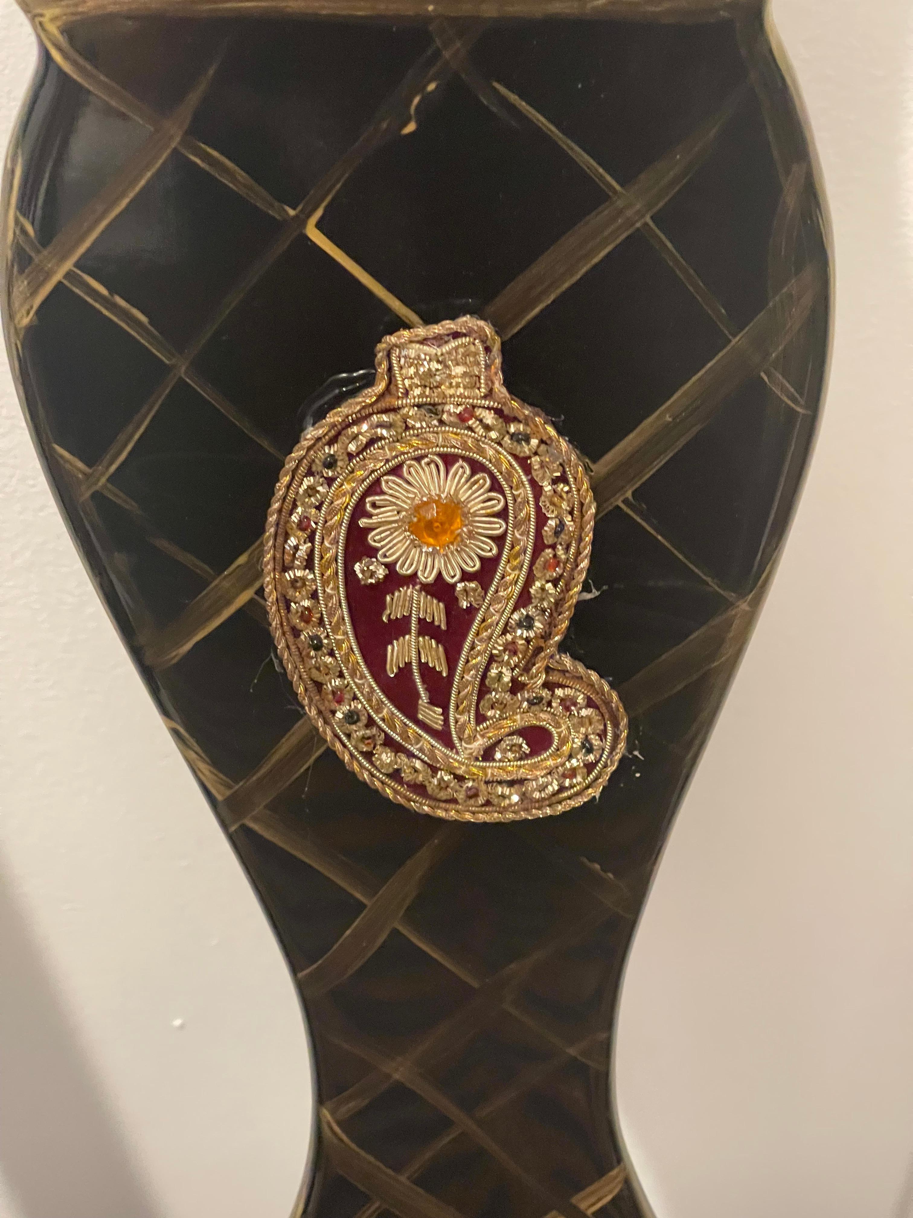 4 Vintage Schwarz Lack Tiger Brokat Hollywood Regency Stühle im Angebot 5