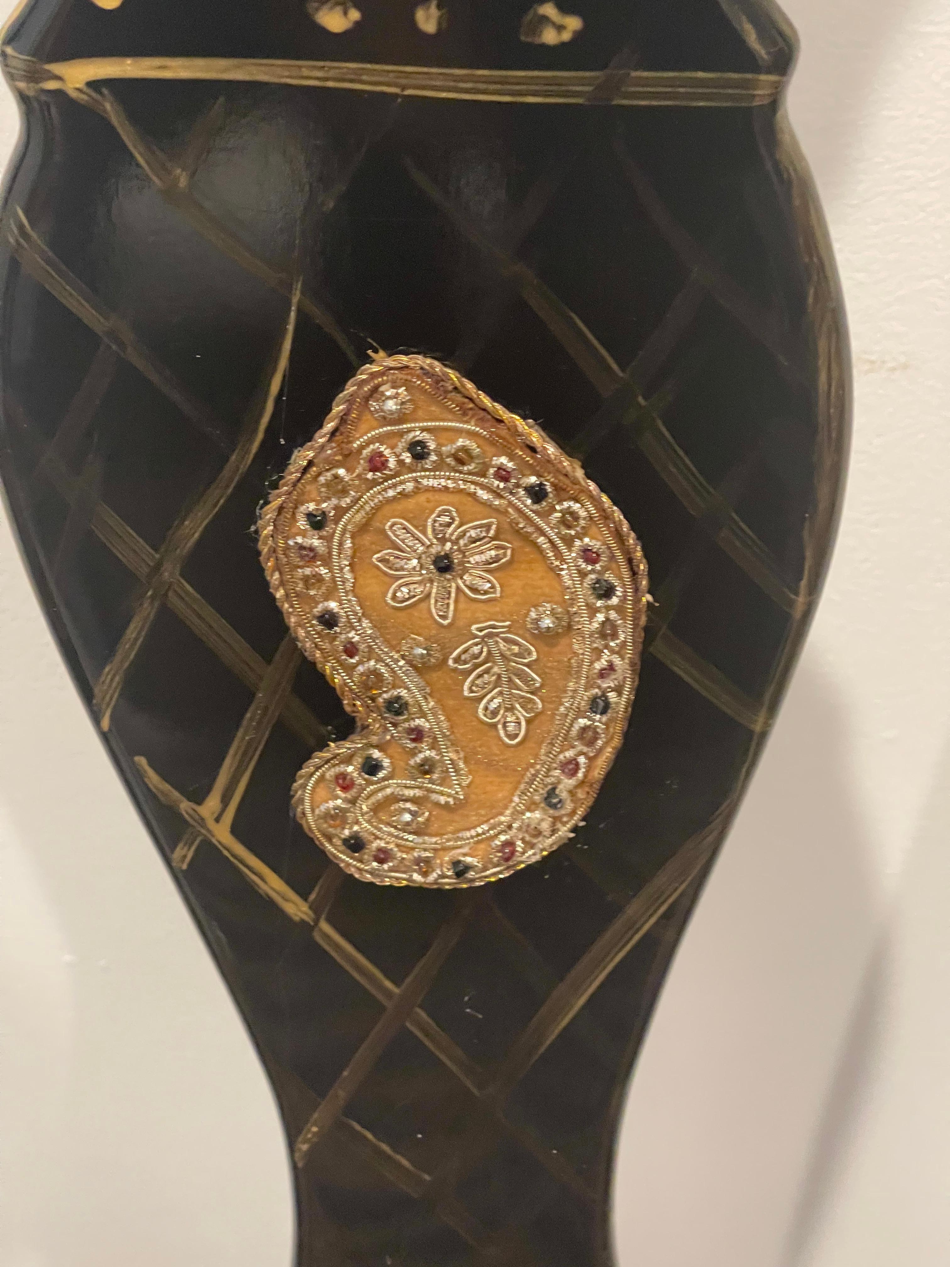 4 Vintage Schwarz Lack Tiger Brokat Hollywood Regency Stühle im Angebot 6