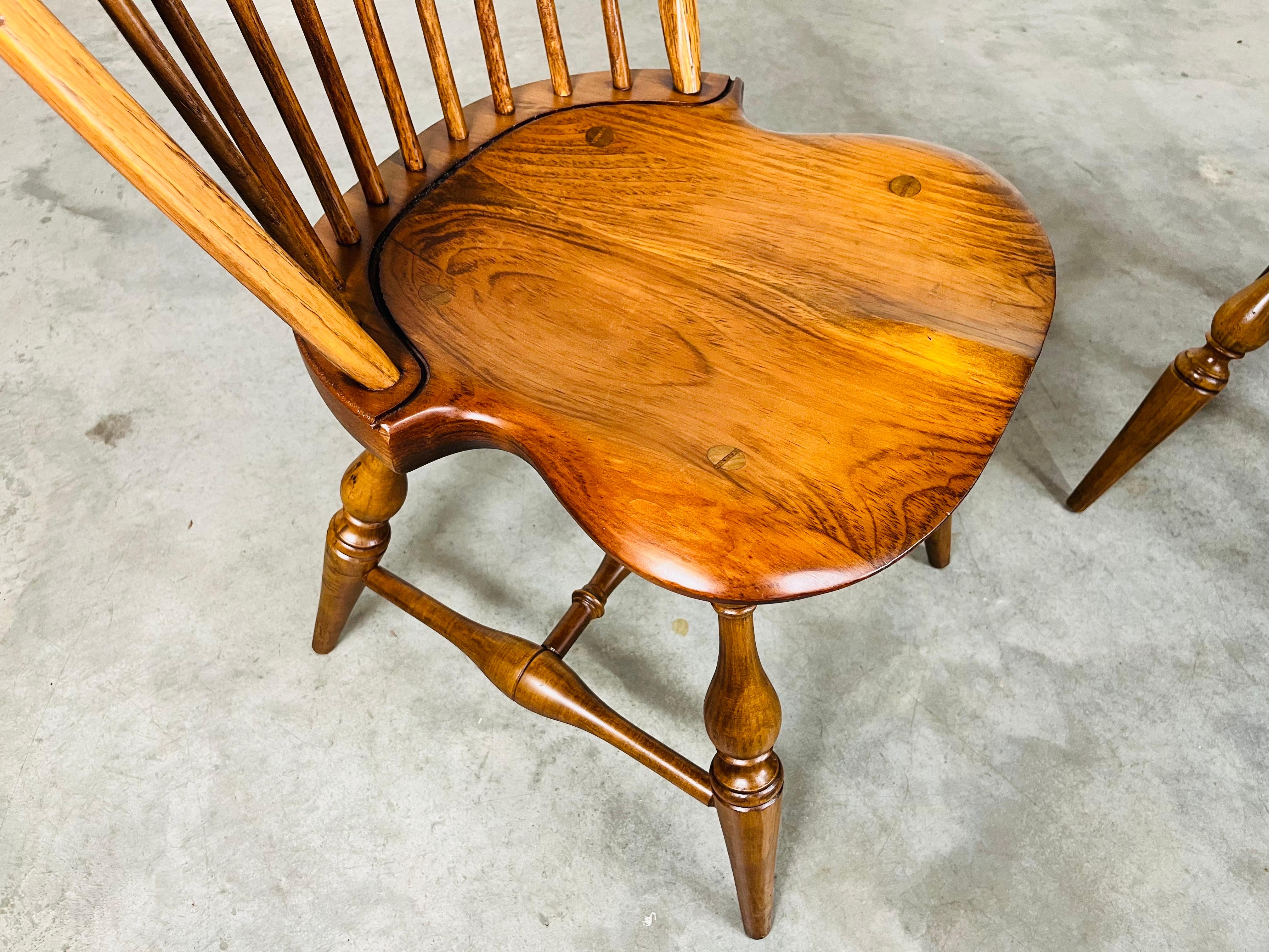 4 Spindle Back Windsor Dining Chairs Mortis & Tenon Joinery Habersham Plantation For Sale 9