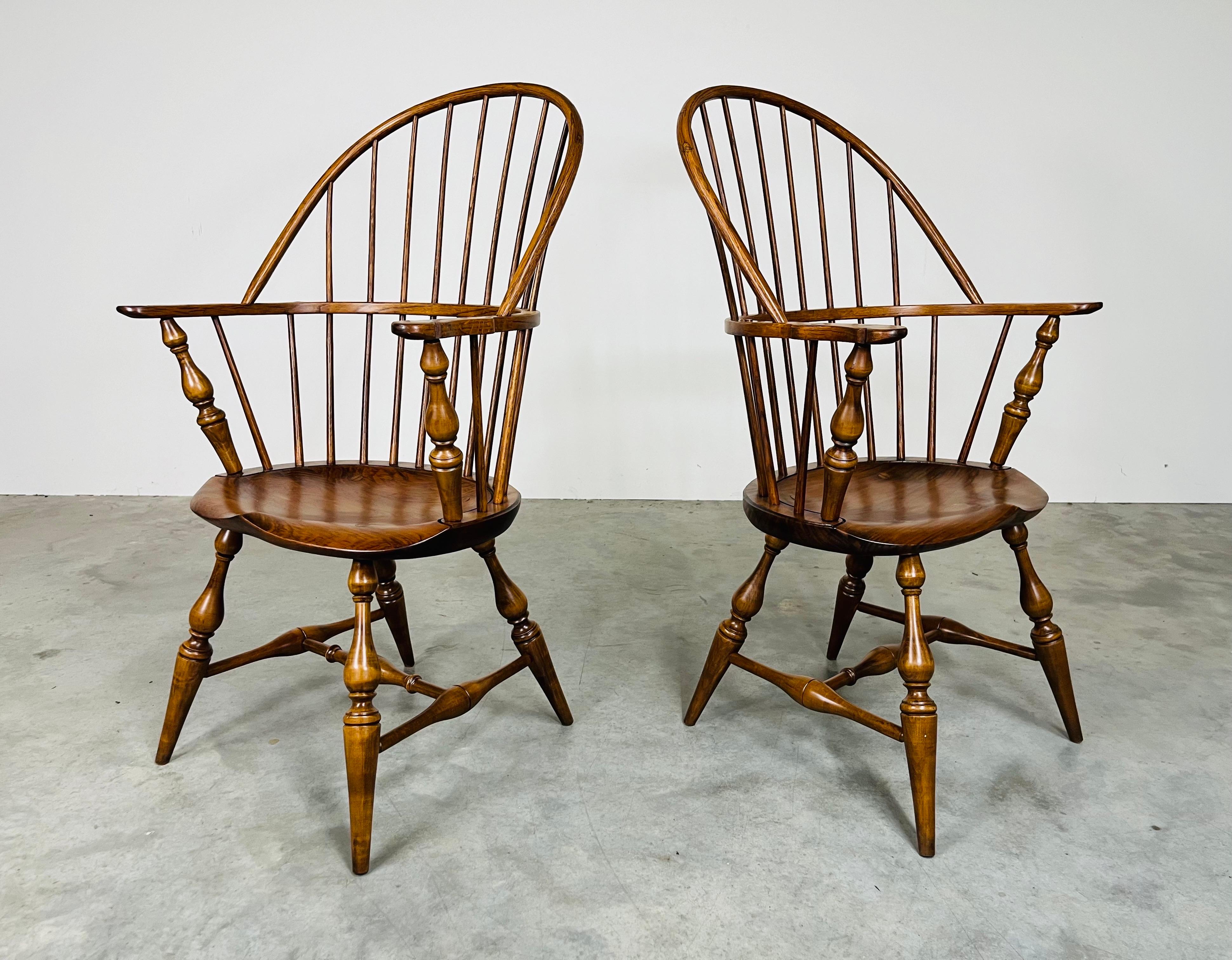 American 4 Spindle Back Windsor Dining Chairs Mortis & Tenon Joinery Habersham Plantation For Sale