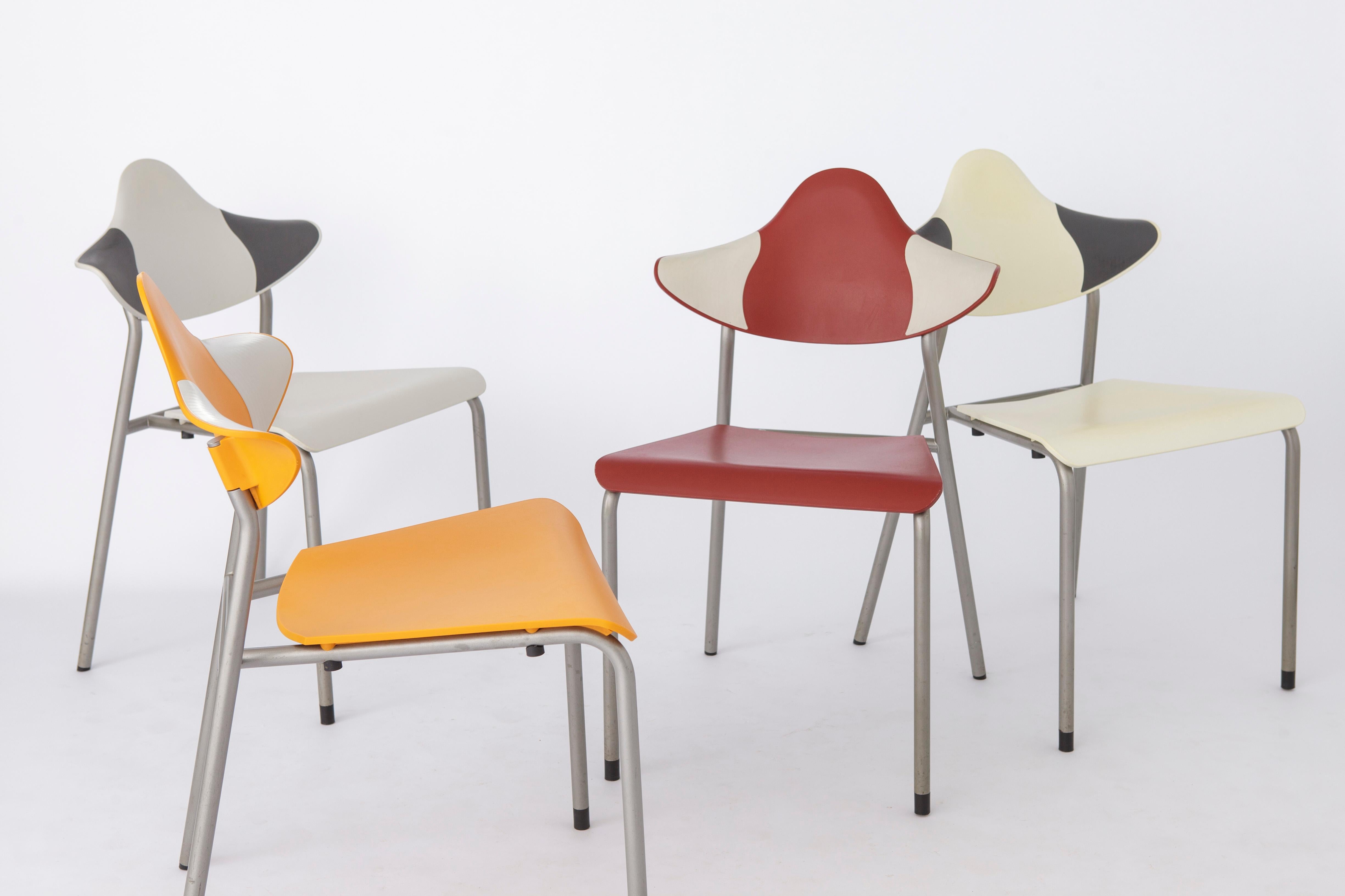 4 Stacking Chairs Vintage, Drabert by Samas Parlando, 1980s, Germany In Good Condition For Sale In Hannover, DE
