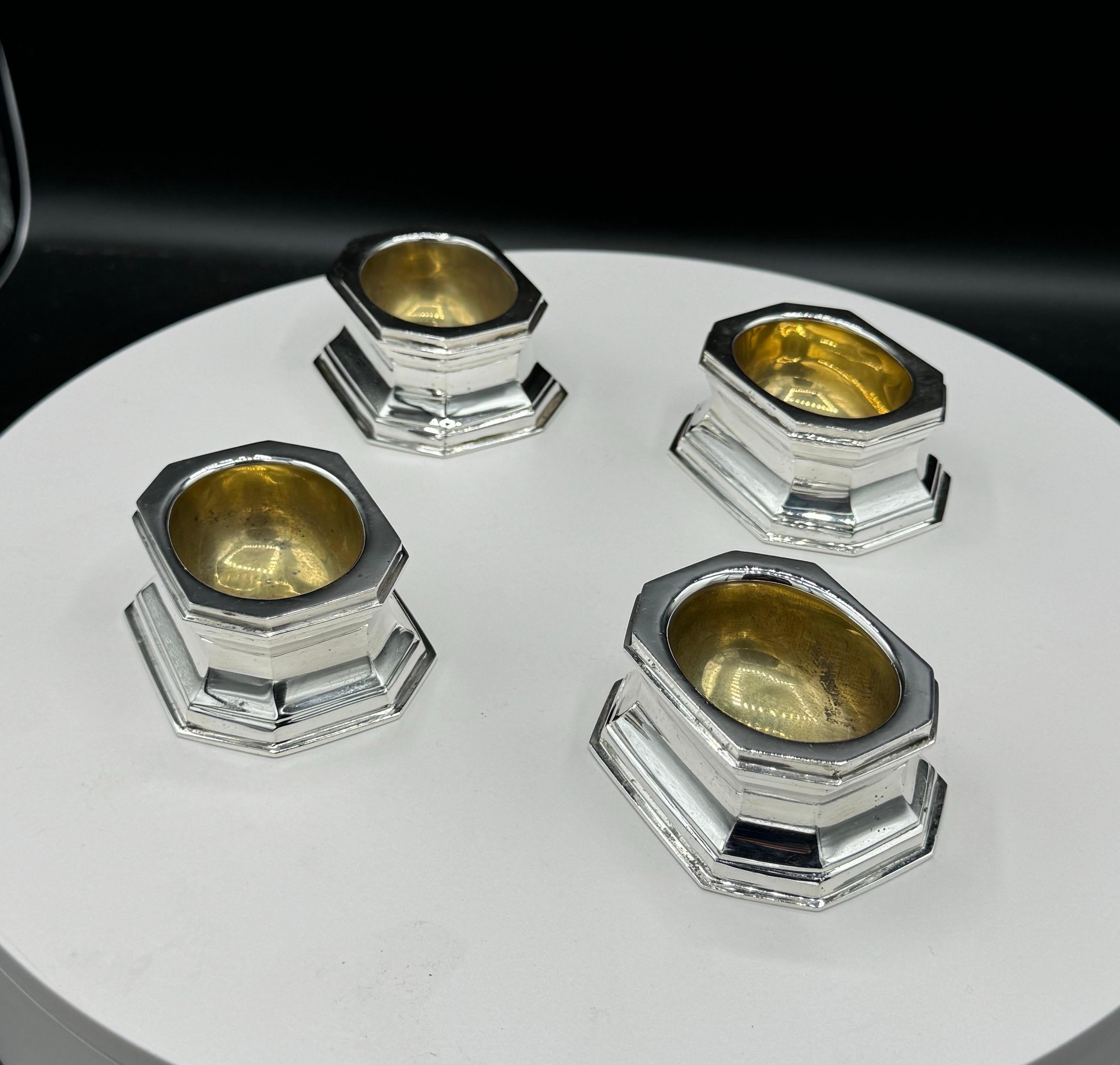 Edwardian 4 Sterling Silver, Tiffany & Co Silver Salts For Sale