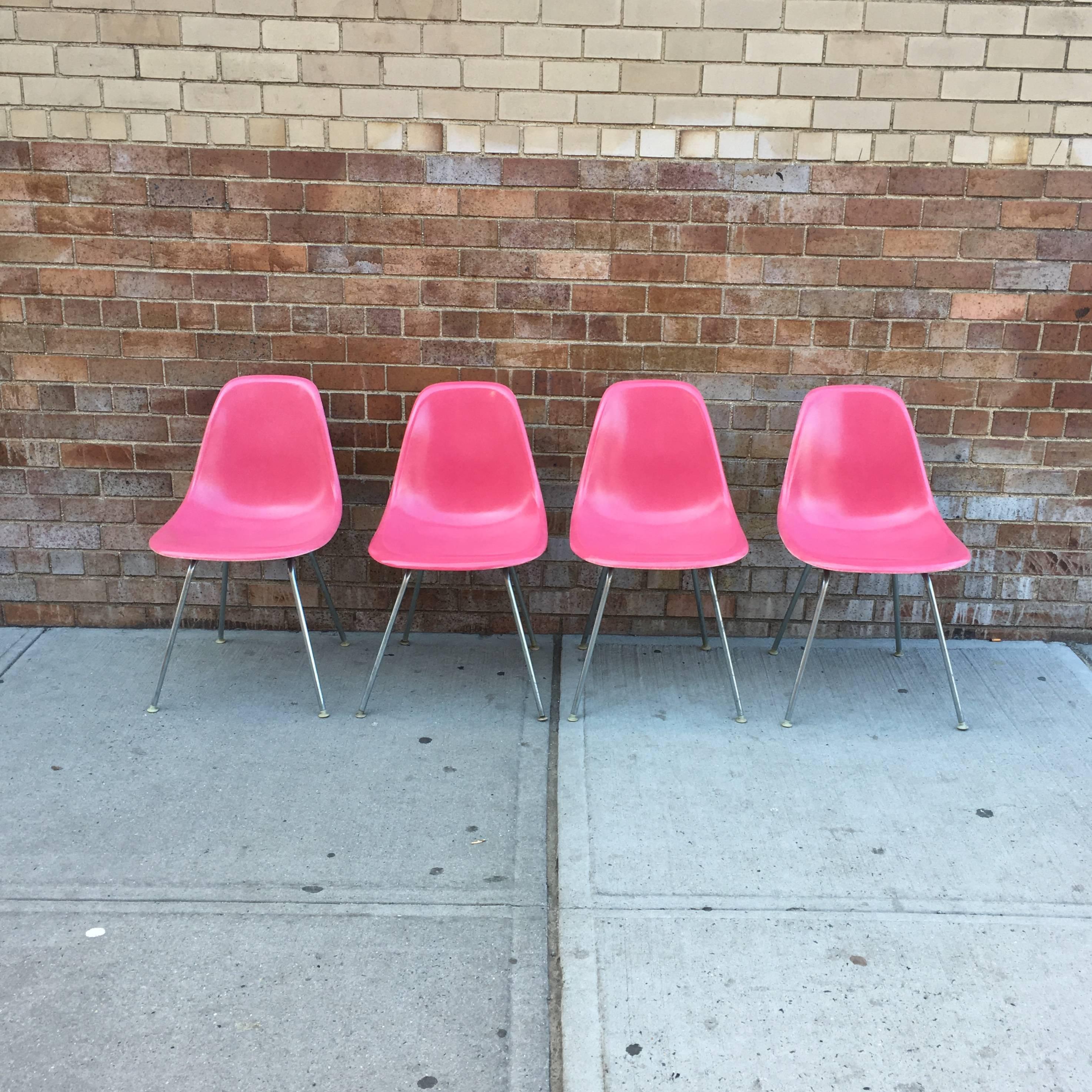If you don’t know now you know.

Special setback of 4 supremely rare flamingo pink Eames fiberglass dining chairs for Herman Miller. In very good vintage condition. Also available on black H base, dowel leg base, or black or zinc Eiffe base.