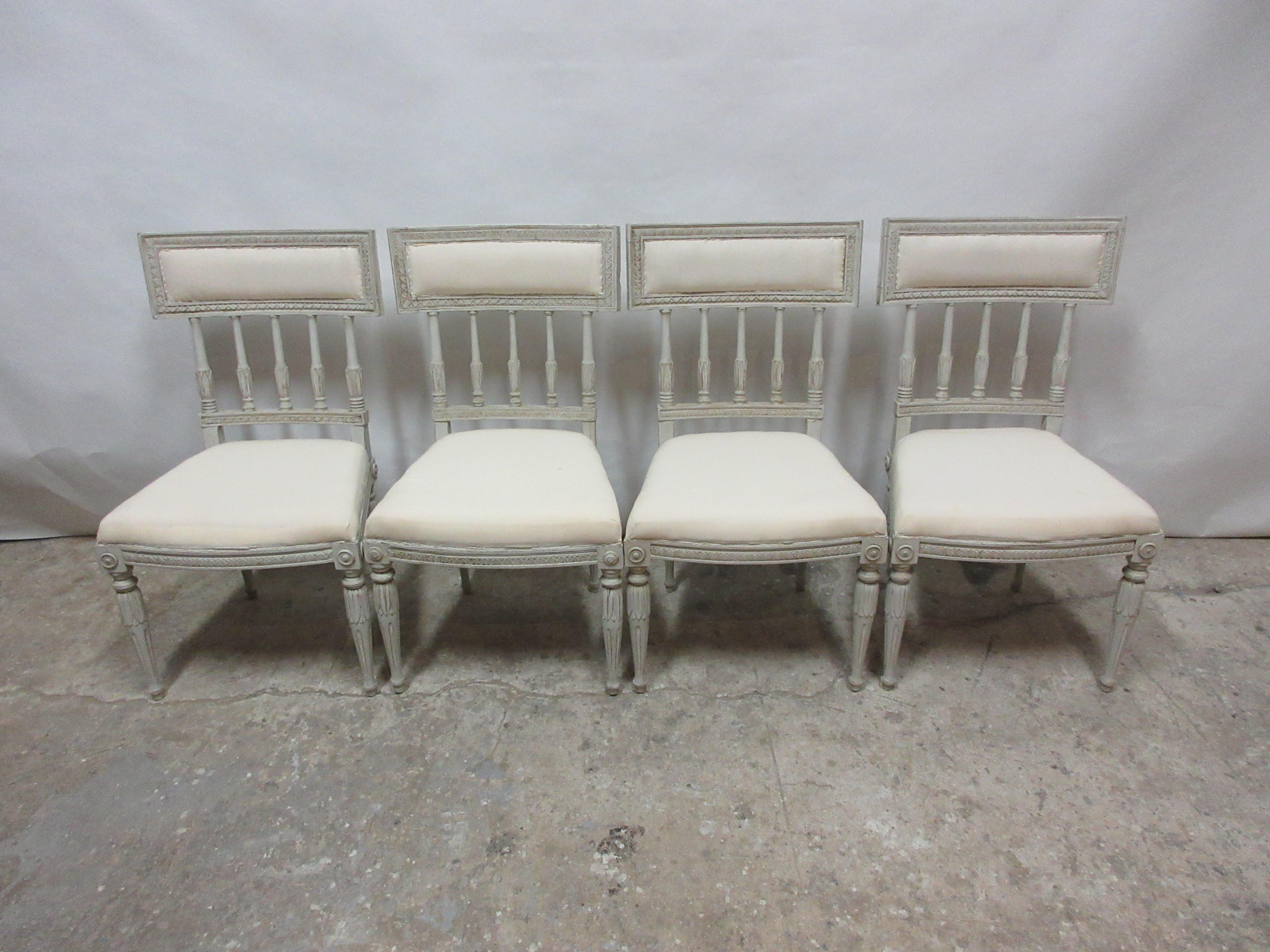 4 Swedish Gustavian Side Chairs In Distressed Condition In Hollywood, FL
