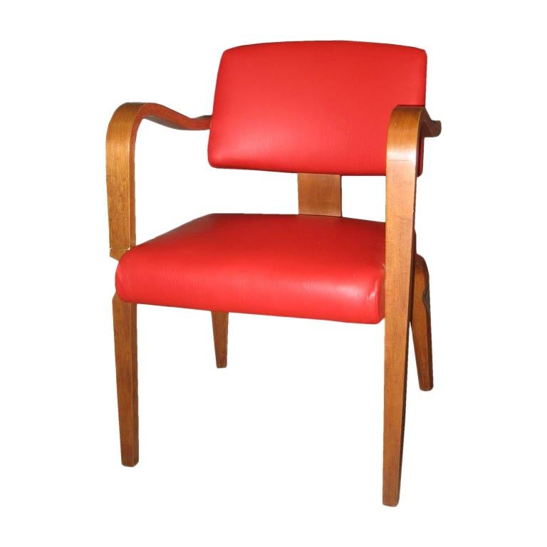 4 Thonet Arm chairs in red pleather For Sale