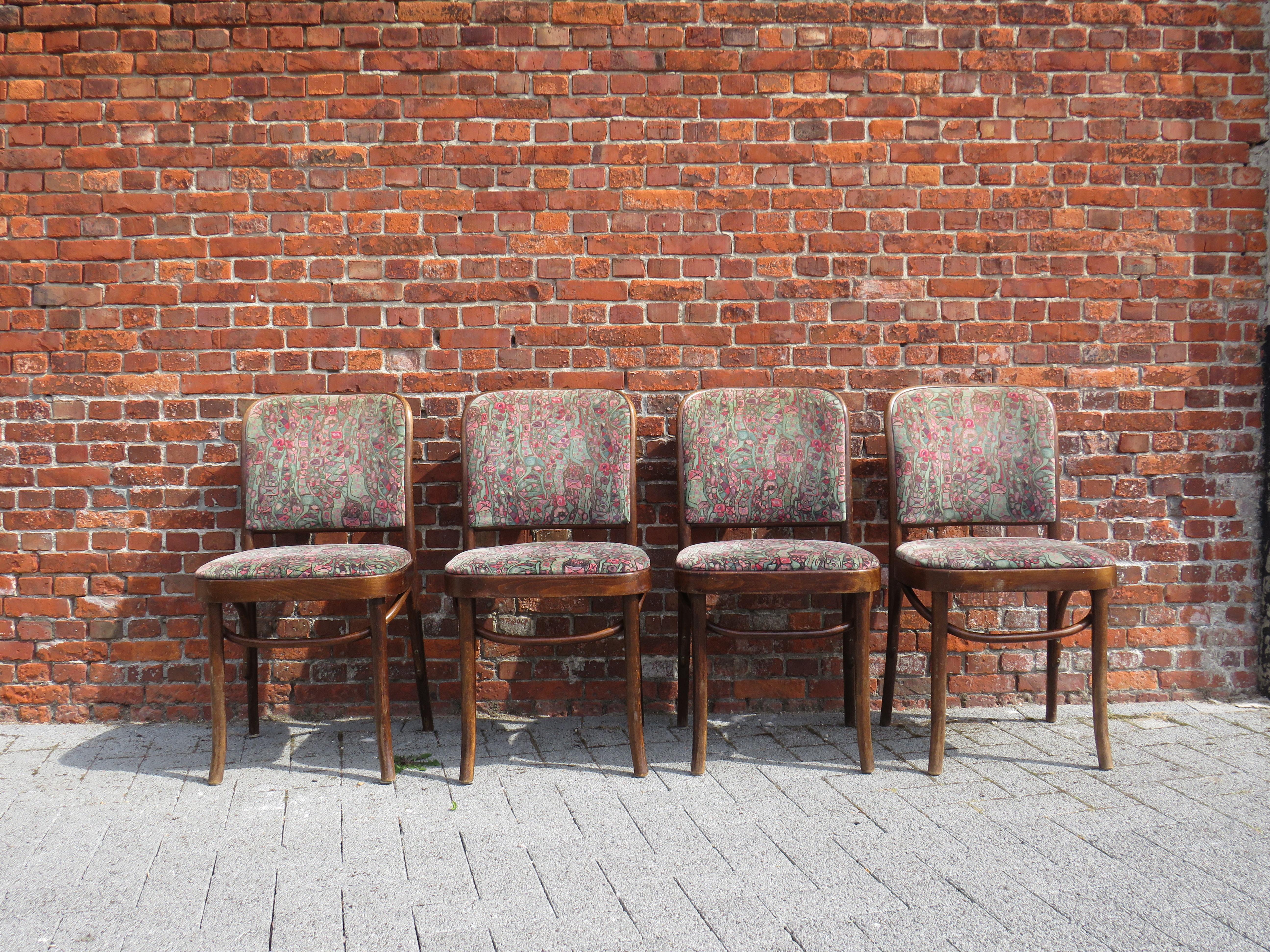 Art Deco 4 Thonet Chairs, Model Prague No. 811, First Half of the 20th Century For Sale