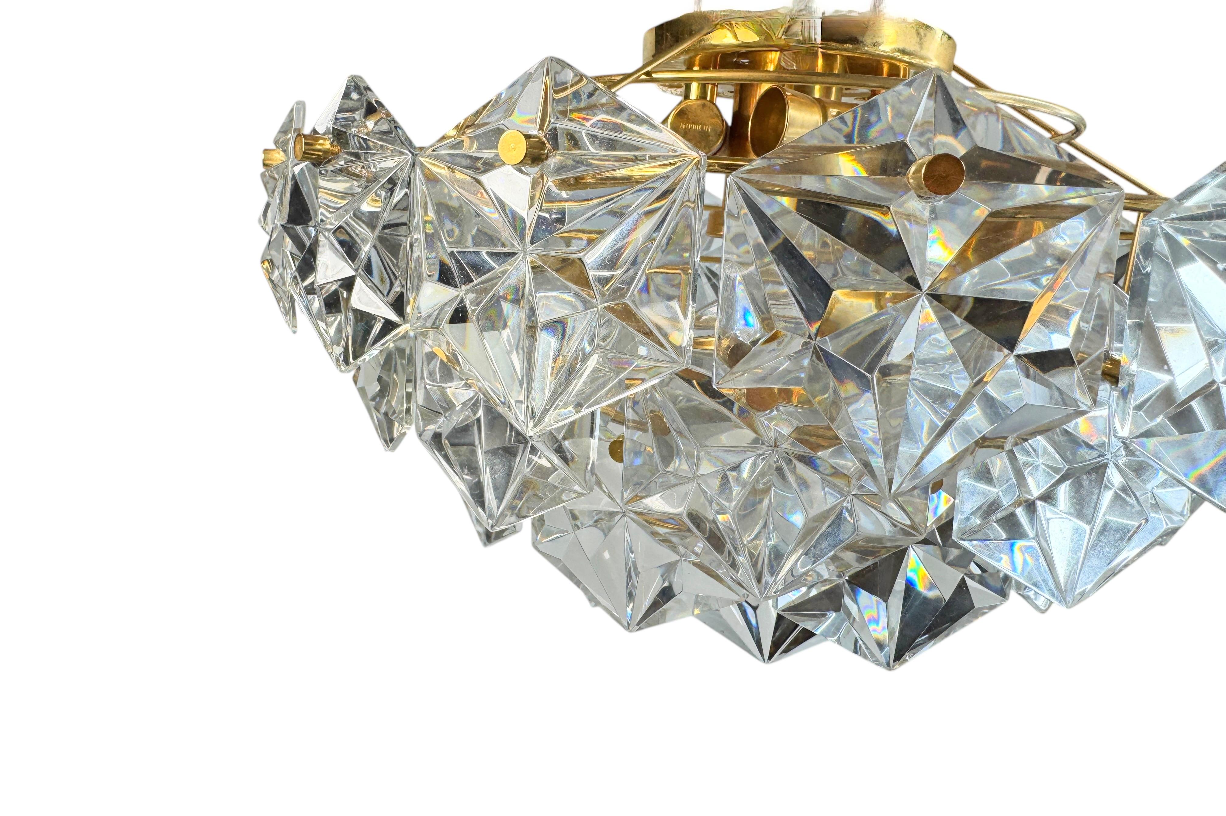 Lámpara empotrada de cristal de latón dorado de 4 niveles by Kinkeldey Años 70 finales del siglo XX en venta