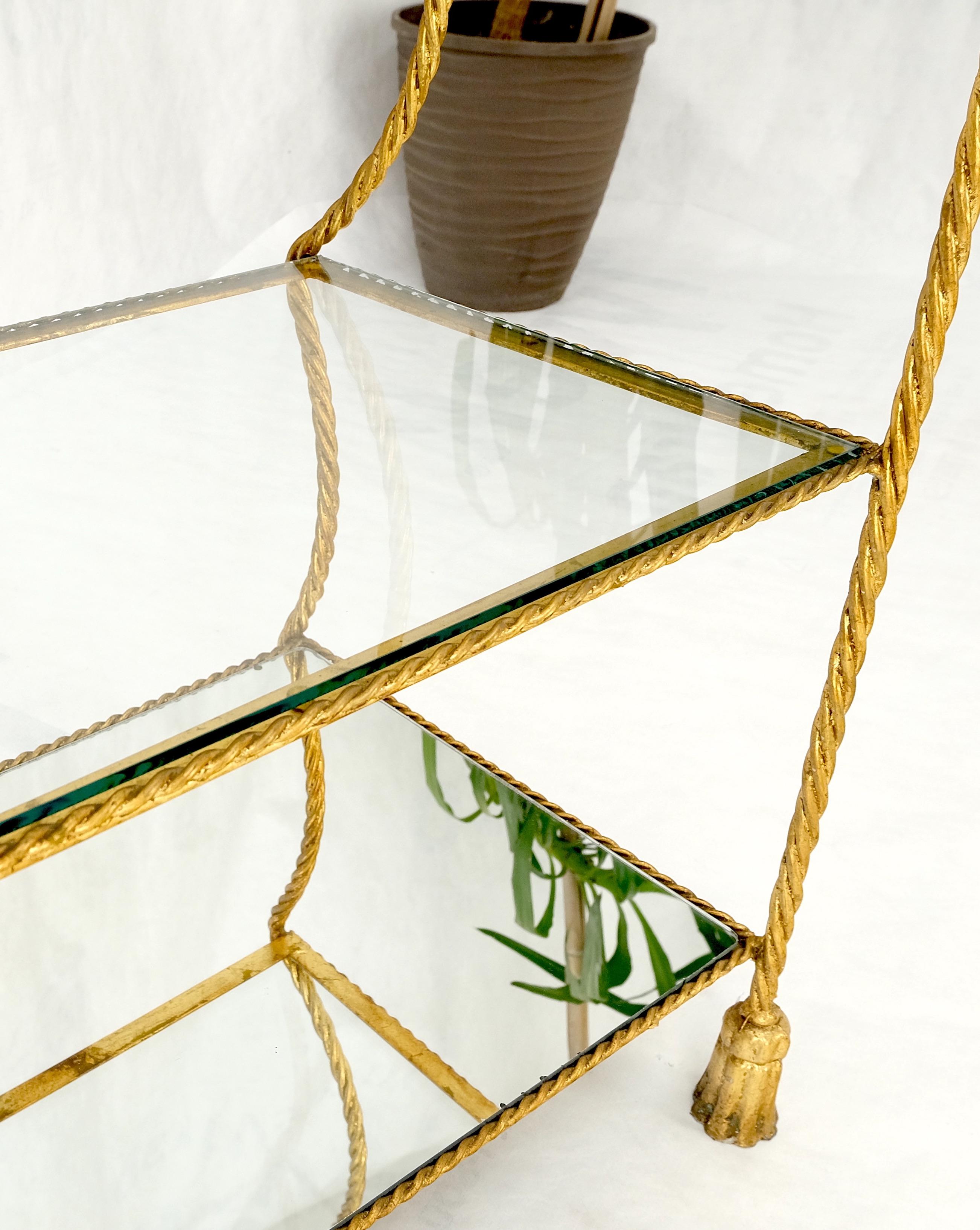 Étagère décorative italienne à 4 niveaux en métal doré « corde torsadée » et menthe ! en vente 3