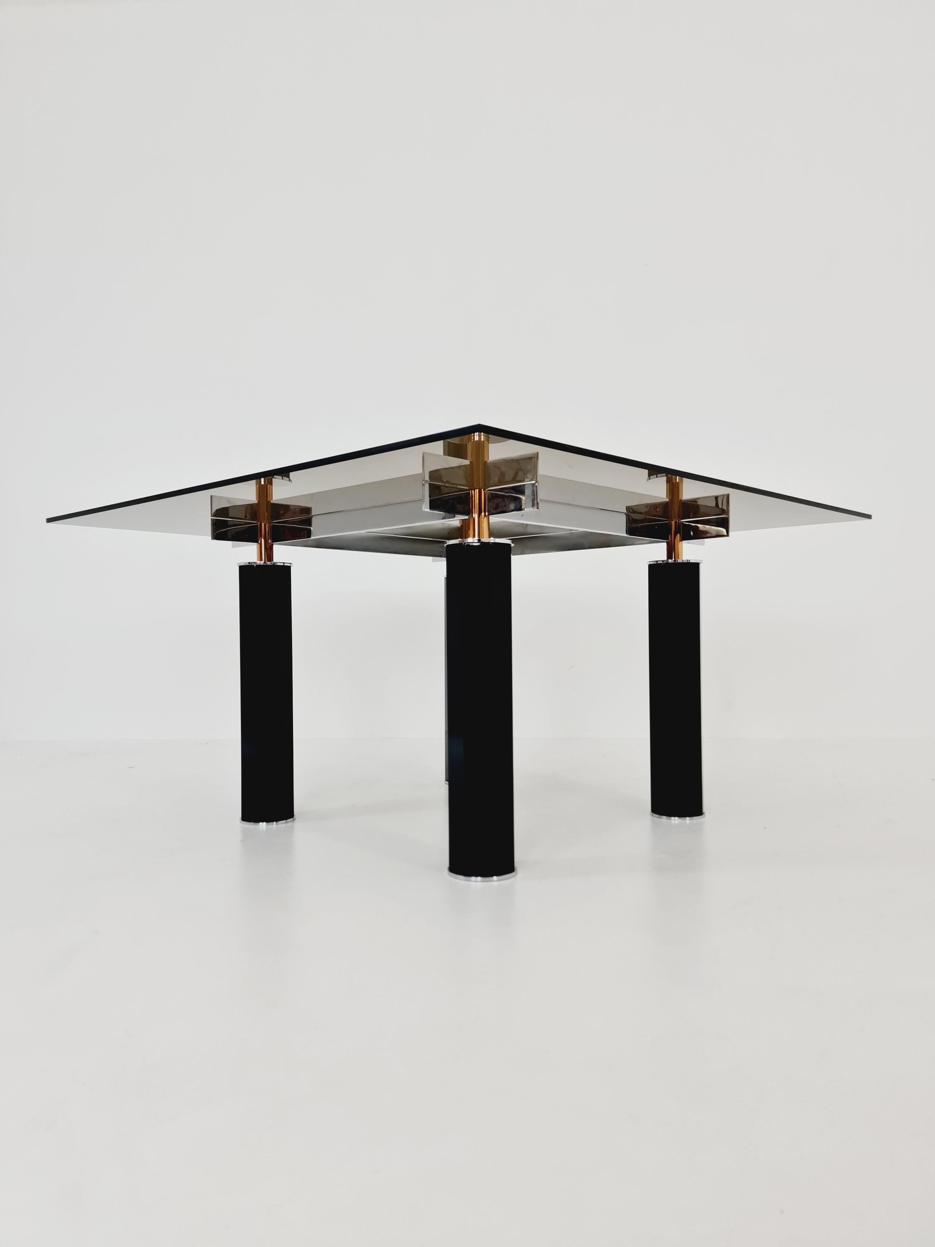 4 chaises de salle à manger Totem de Torstein Nilsen pour Westnofa, table de design italien en vente 3