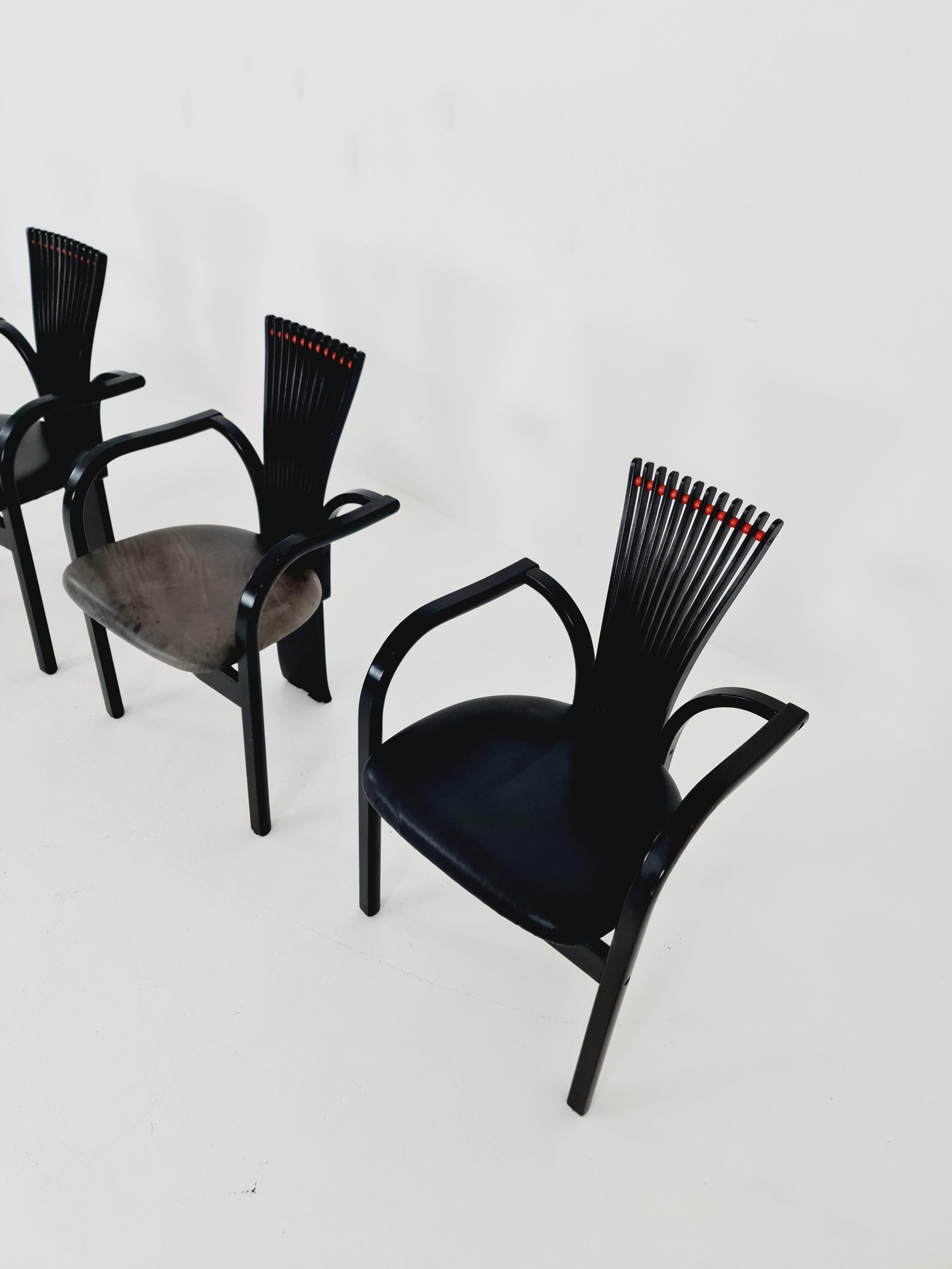 4 chaises de salle à manger Totem de Torstein Nilsen pour Westnofa, table de design italien en vente 6