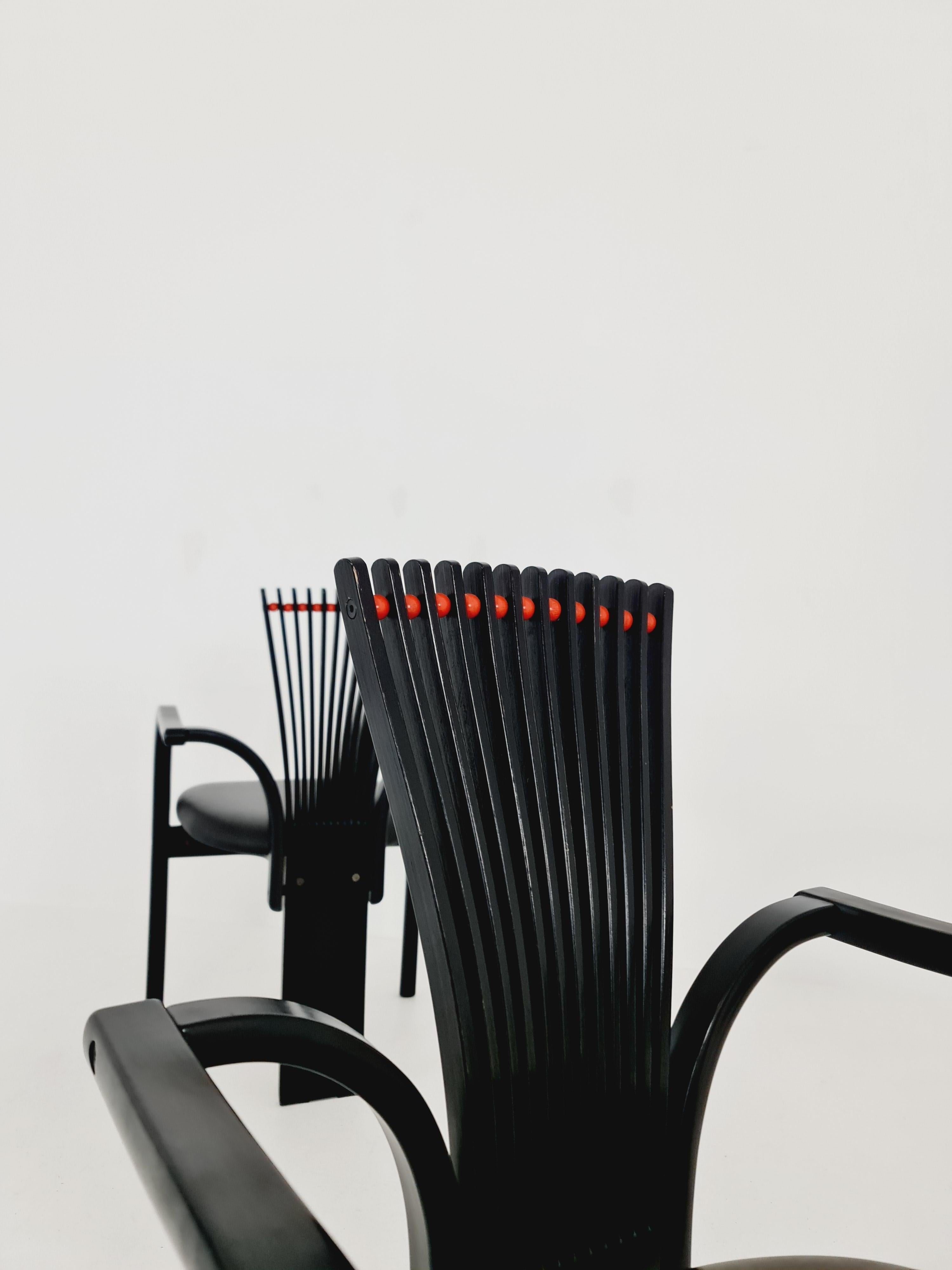 4 chaises de salle à manger Totem de Torstein Nilsen pour Westnofa, table de design italien en vente 7