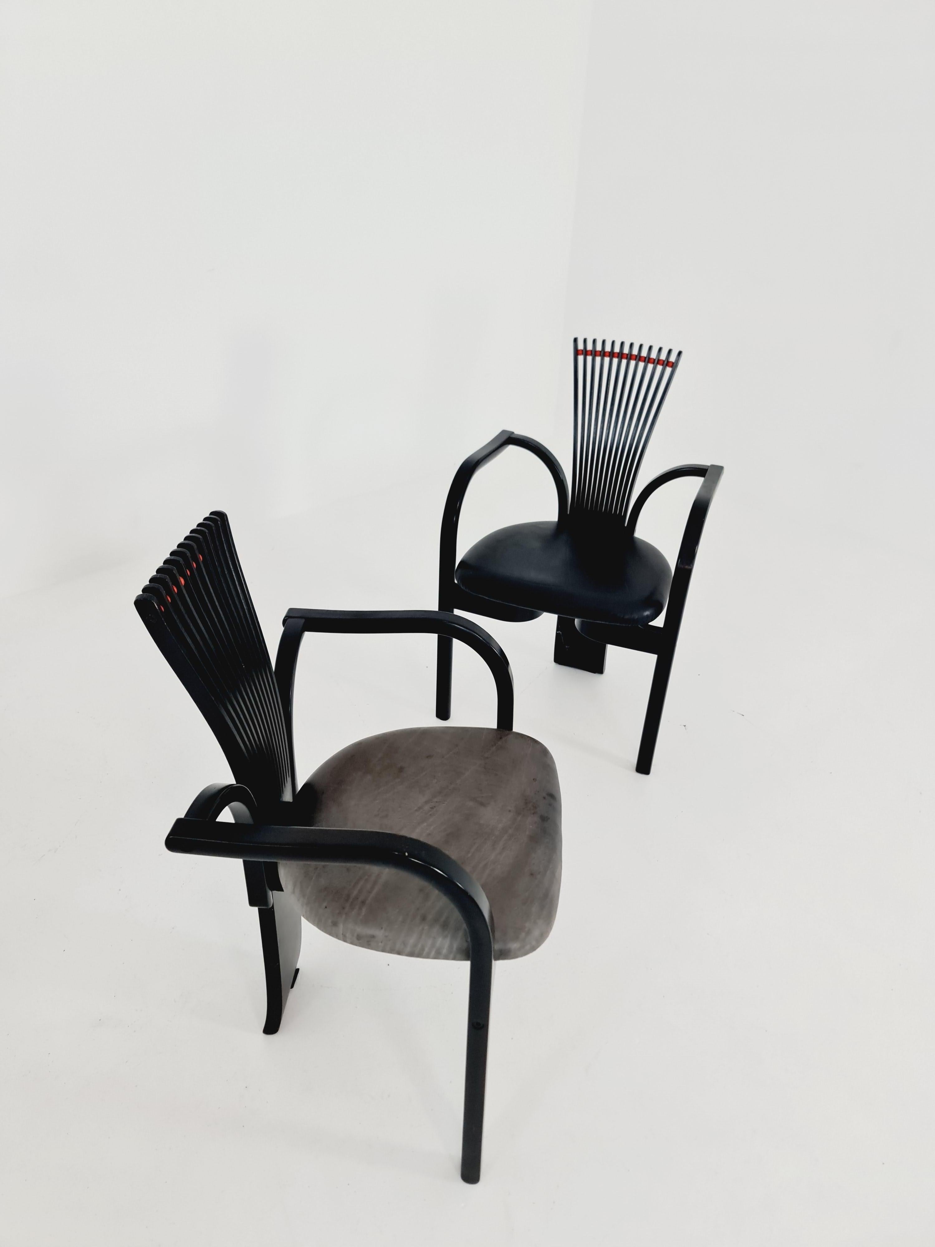 4 chaises de salle à manger Totem de Torstein Nilsen pour Westnofa, table de design italien en vente 9