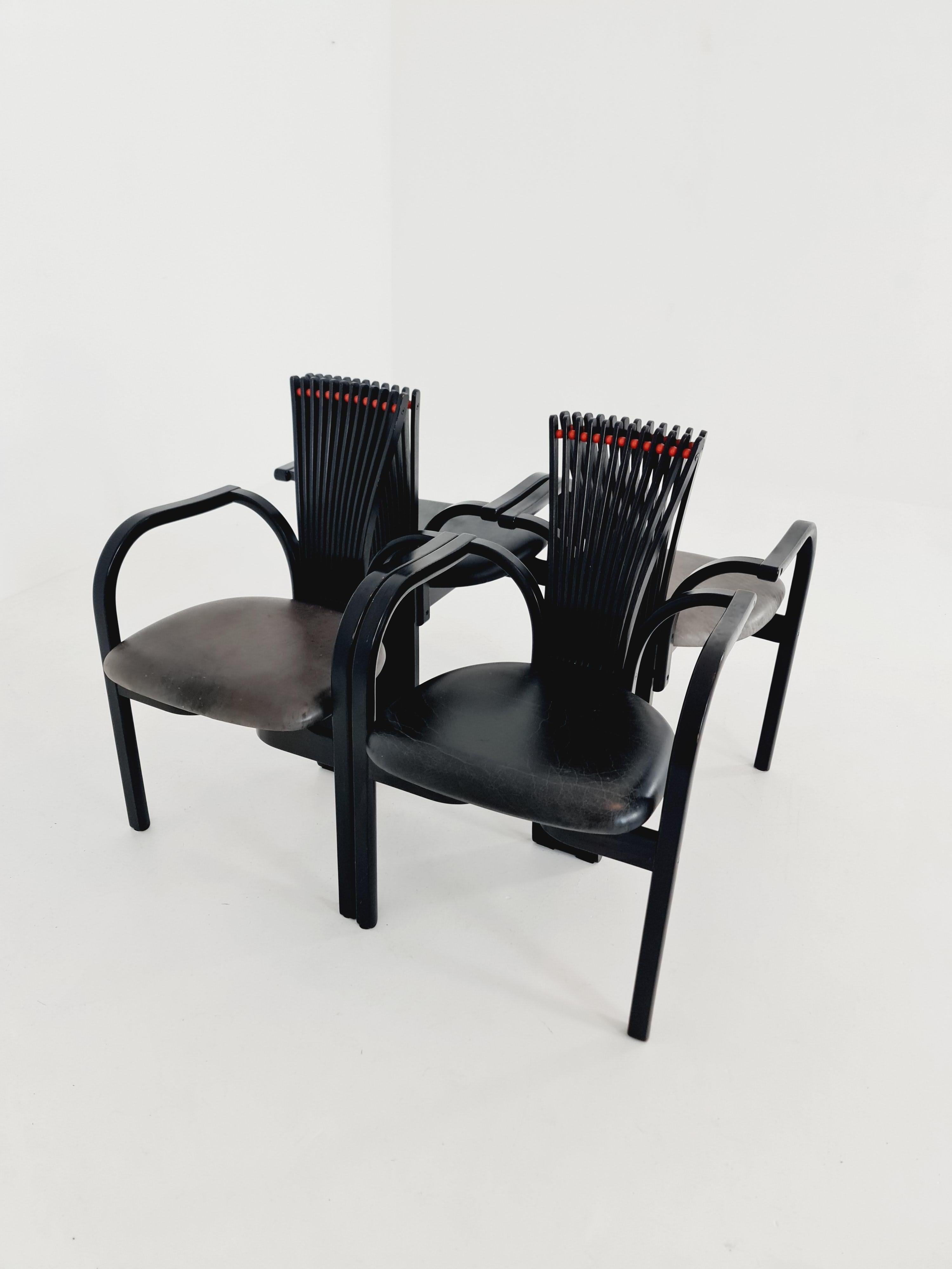 4 chaises de salle à manger Totem de Torstein Nilsen pour Westnofa, table de design italien en vente 12