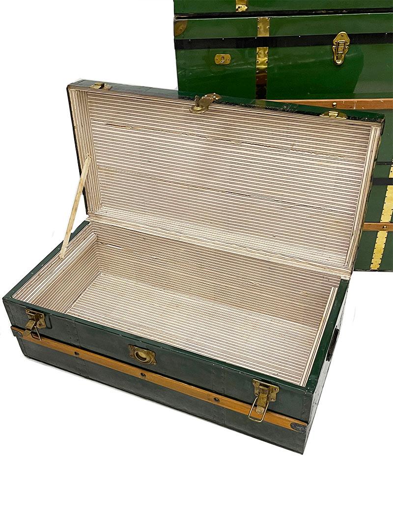 20th Century 4 green Trunks, ca 1915 For Sale