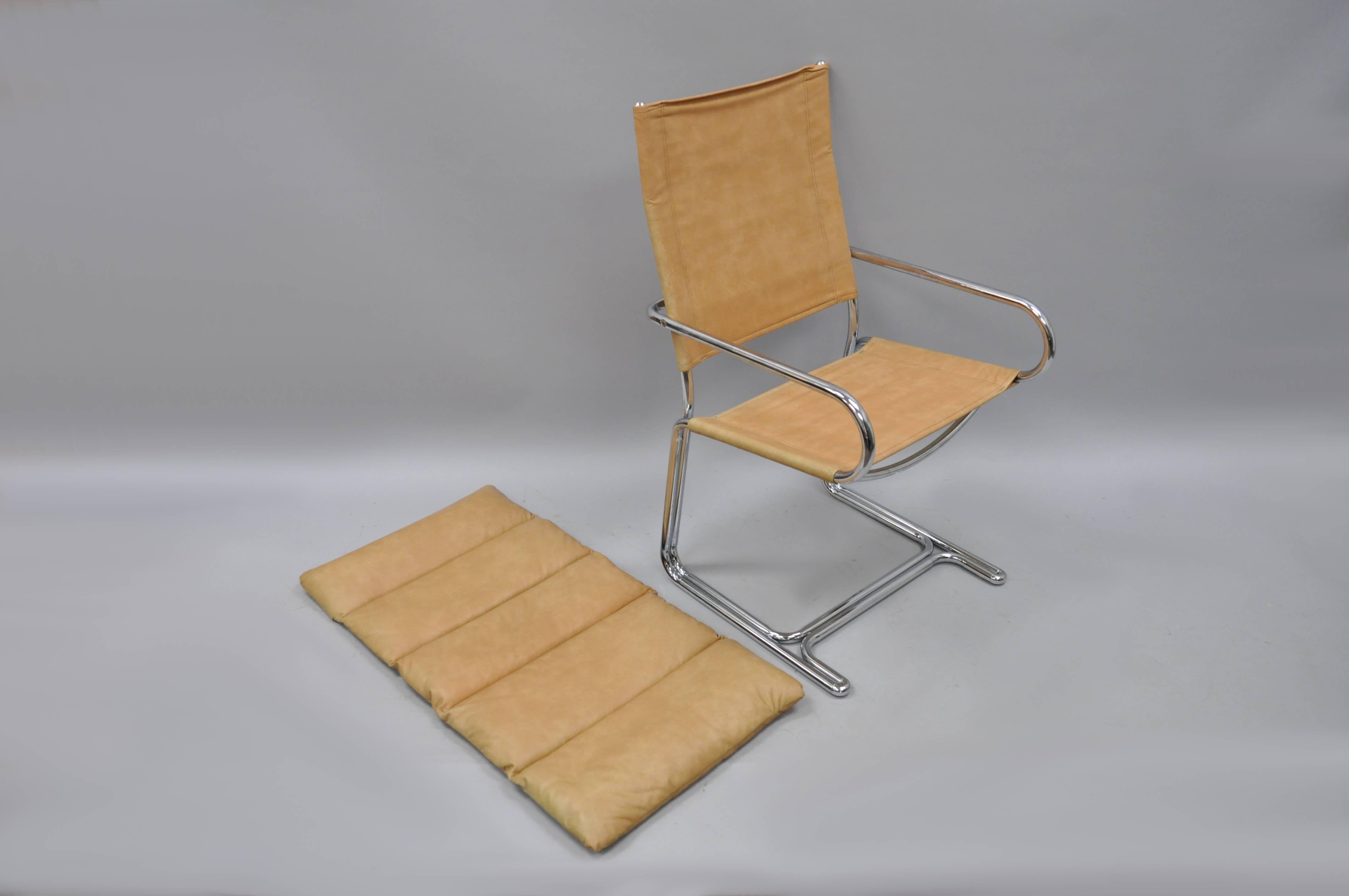 Late 20th Century Four Tubular Chrome Cantilever Style Arm Chairs by Cosco Inc after Milo Baughman