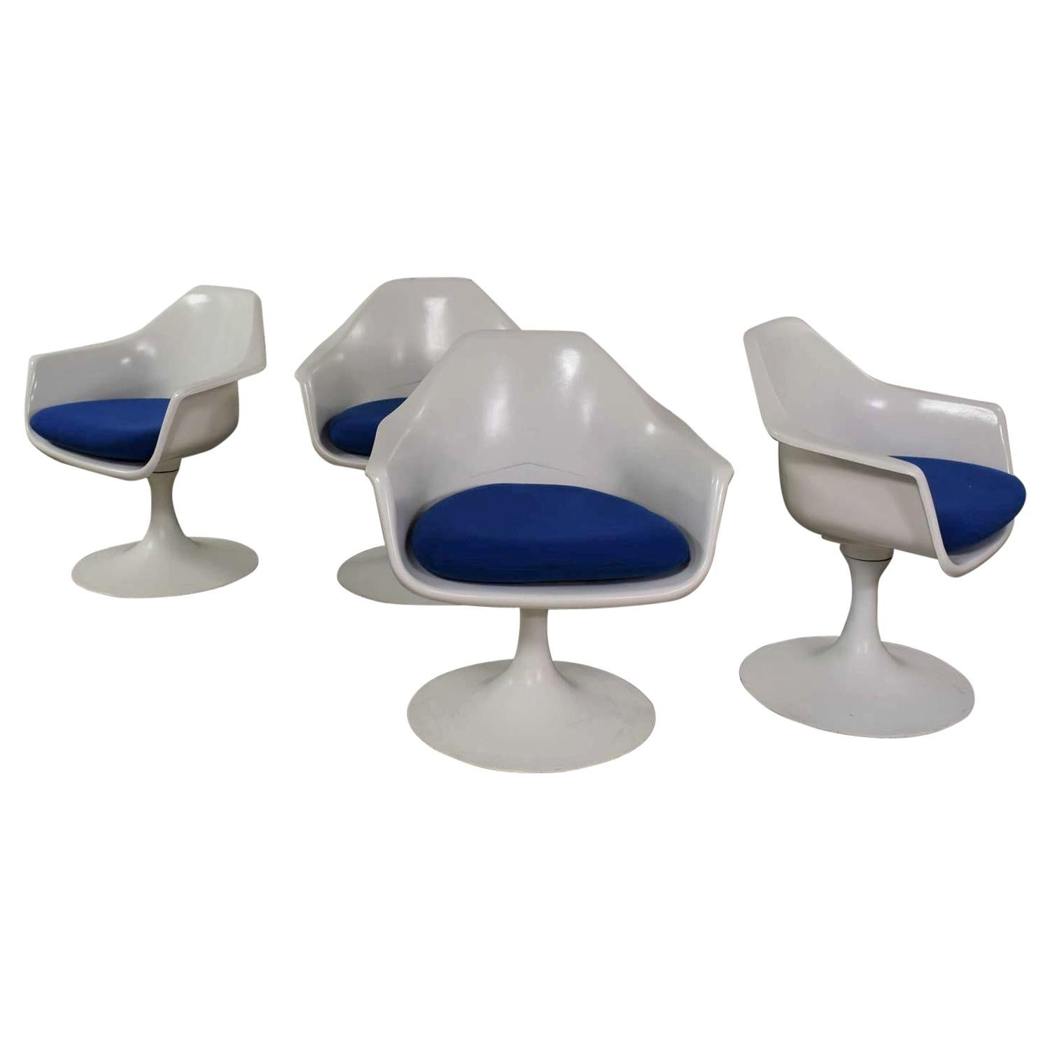 4 Tulip Style White Fiberglass Swivel Armchairs, Arthur Umanoff for Contemporary