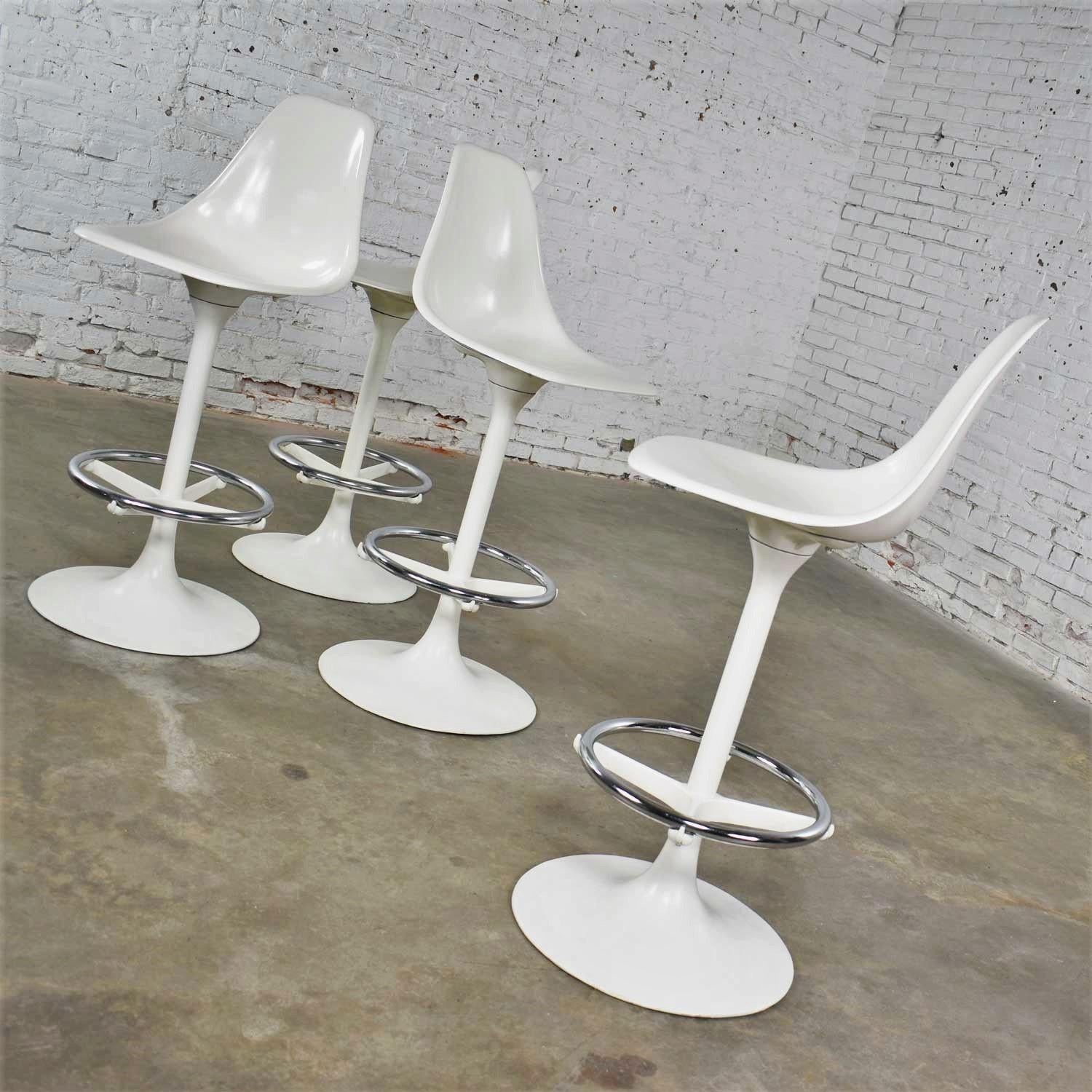 American 4 Tulip Style White Swivel Barstools by Arthur Umanoff for Contemporary Shells