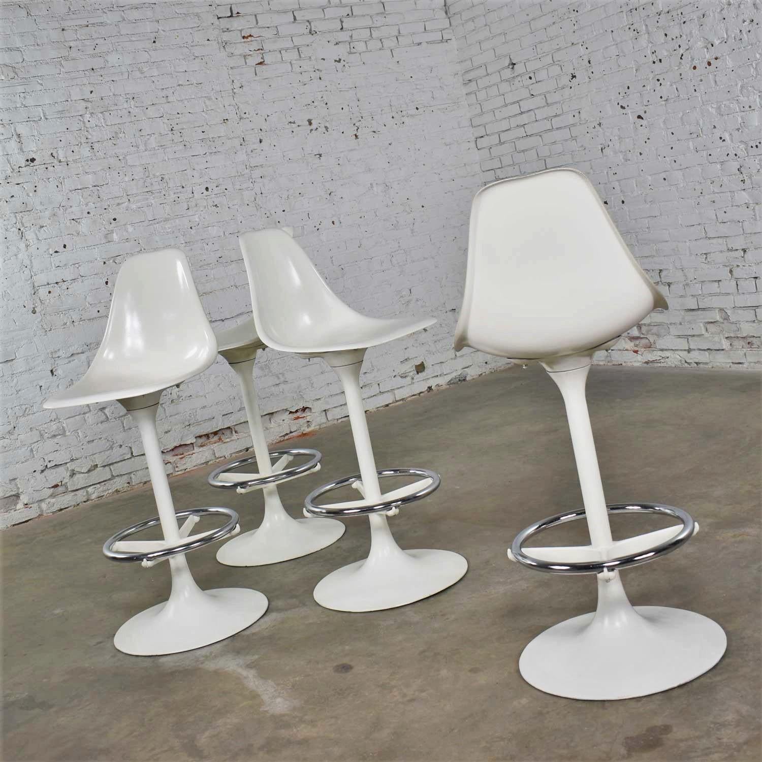 Cast 4 Tulip Style White Swivel Barstools by Arthur Umanoff for Contemporary Shells