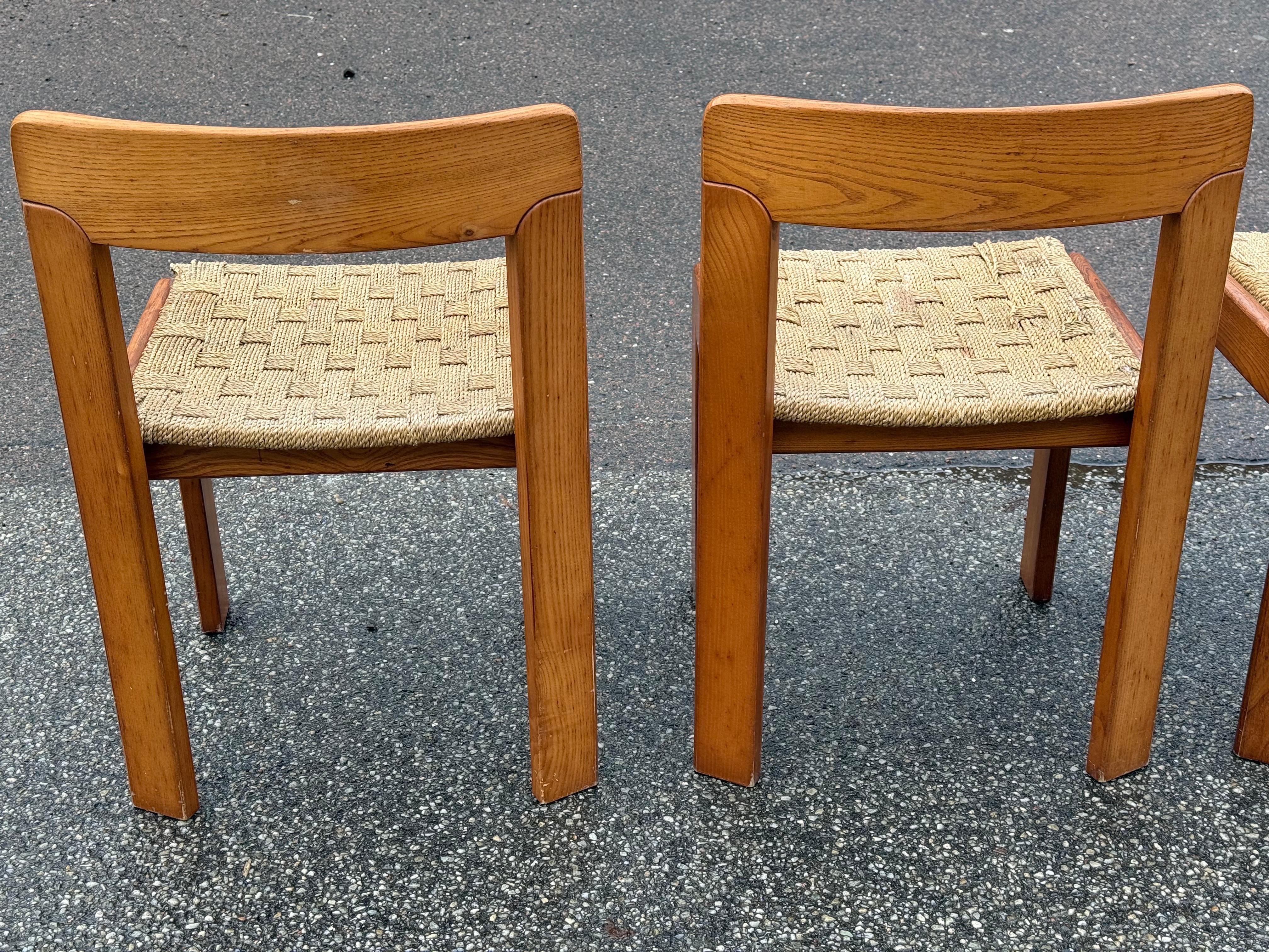 4 sedie da pranzo italiane uniche del Mid century modern degli anni '60 in vendita 1