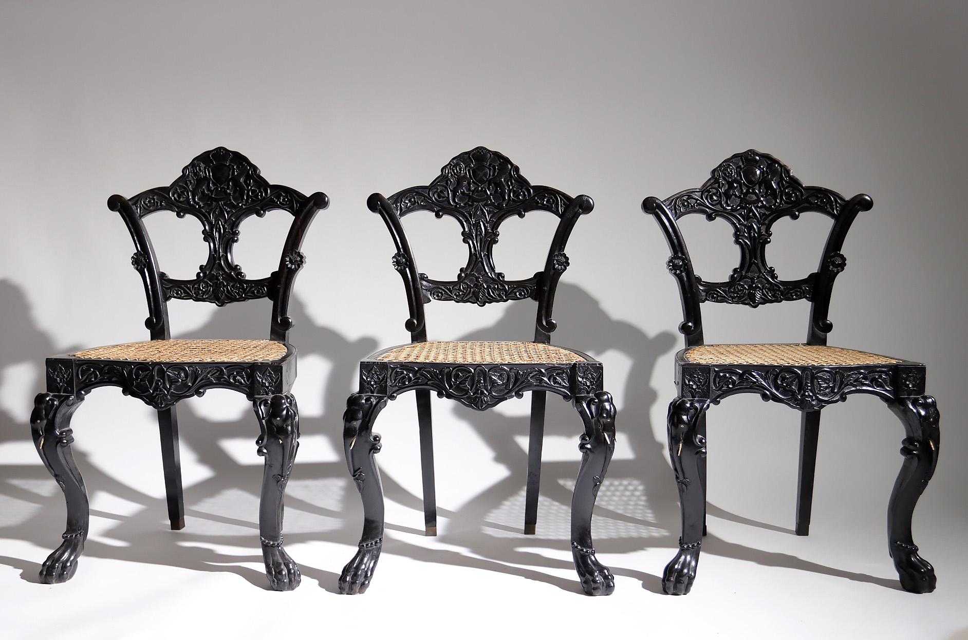 4 chaises uniques de style néo-rococo en ébène massif d'origine anglo-indienne ou de Ceylan en vente 4