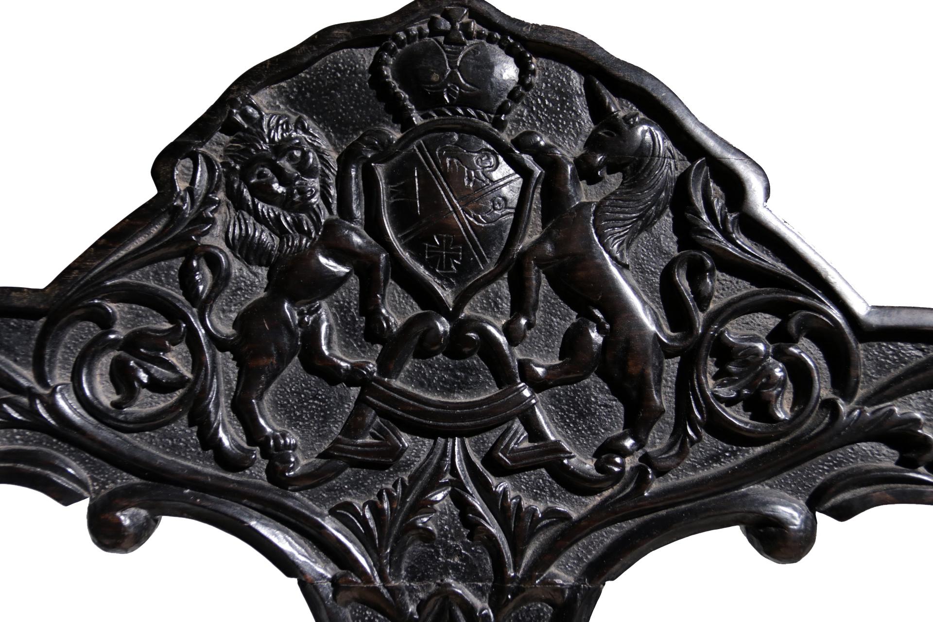 Néo-rococo 4 chaises uniques de style néo-rococo en ébène massif d'origine anglo-indienne ou de Ceylan en vente