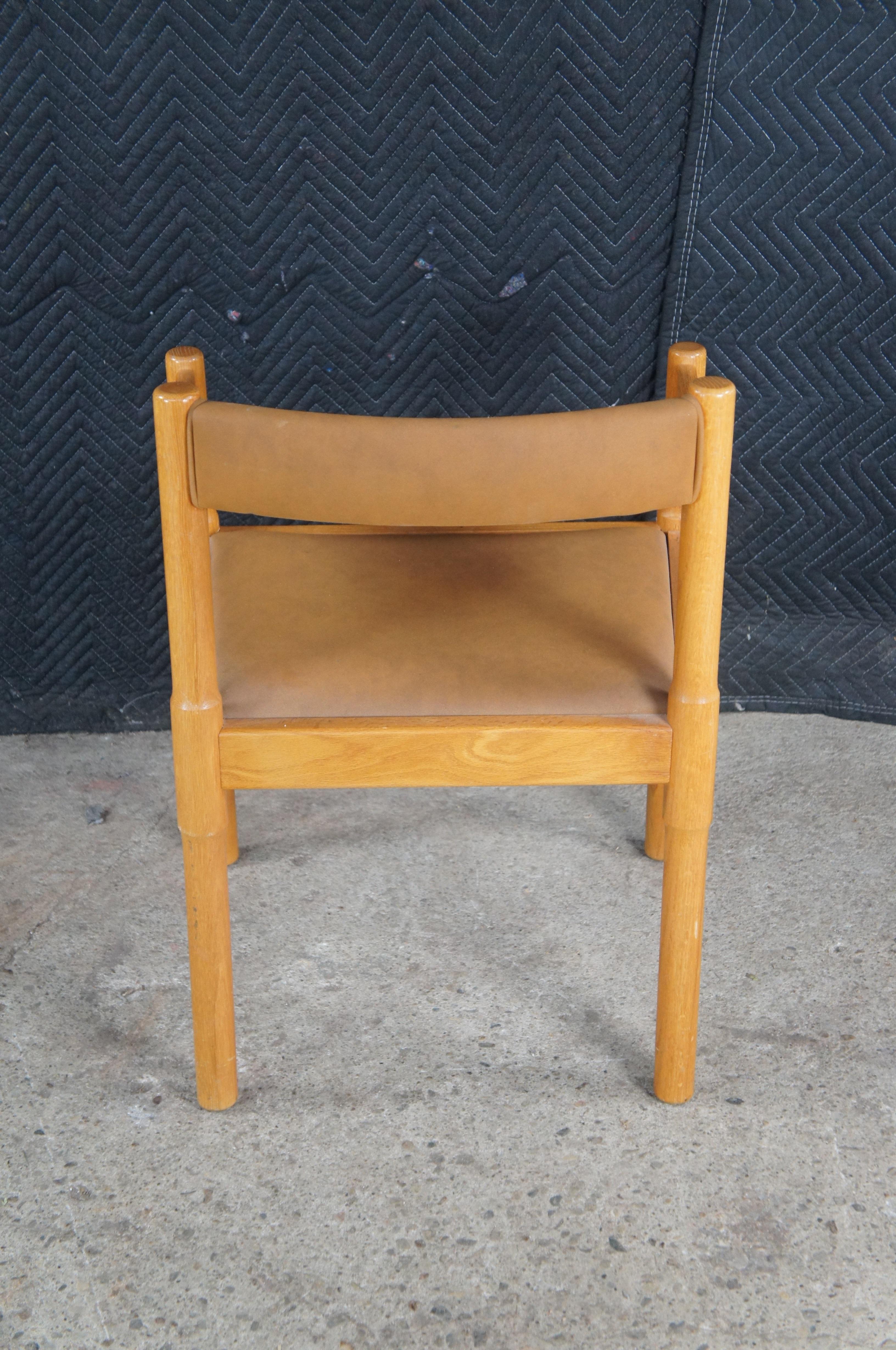 4 Vico Magistretti Italienisch Mitte des Jahrhunderts Modern Carimate Dining Sessel Leder im Angebot 3