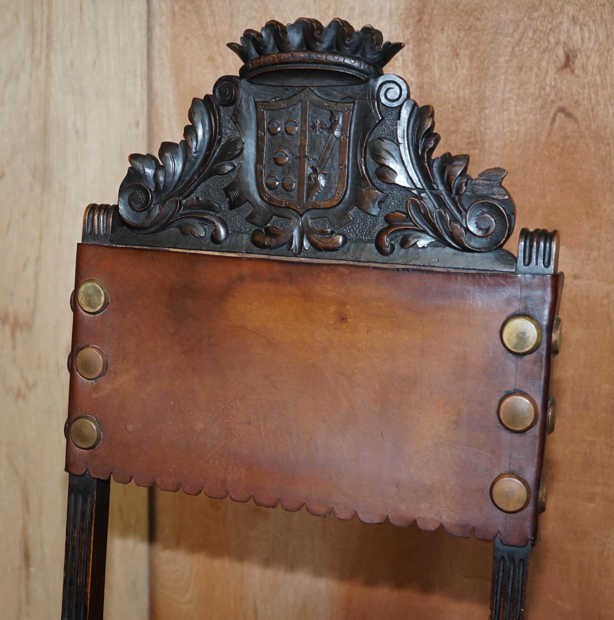 4 Victorian Oak Carved Dining Chairs Armorial Crest Coat of Arms Brown Leather 4