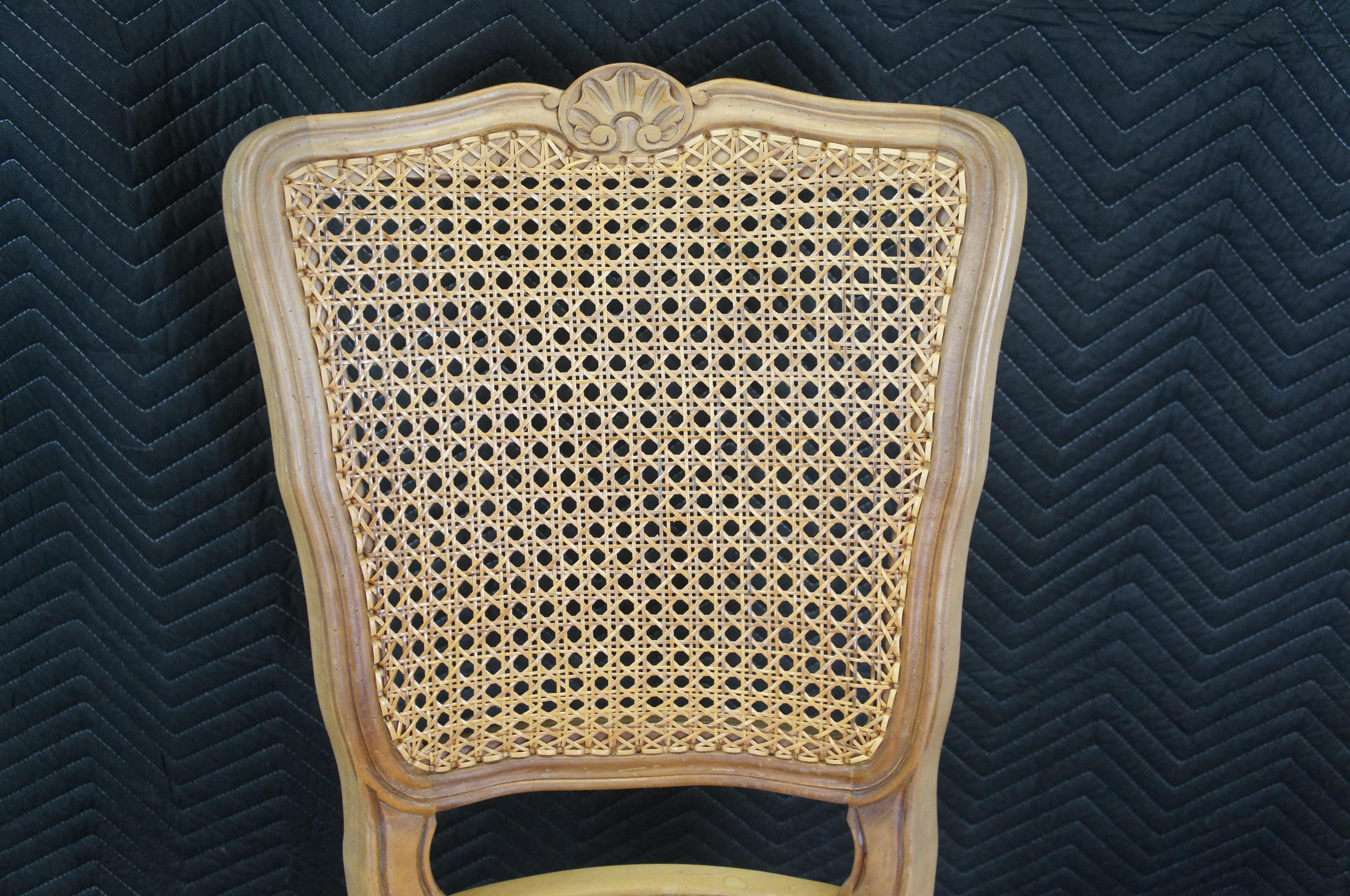 Tricoire Louis XV.-Esszimmerstühle aus französischem Nussbaumholz, Vintage, 1980er Jahre im Angebot 2