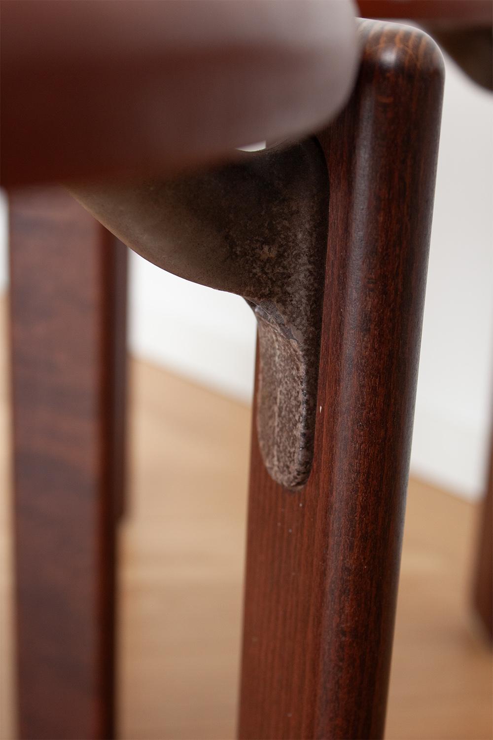 4 tabourets vintage à 3 pieds Bruno Rey en bois foncé et cuir par Dietiker en vente 2