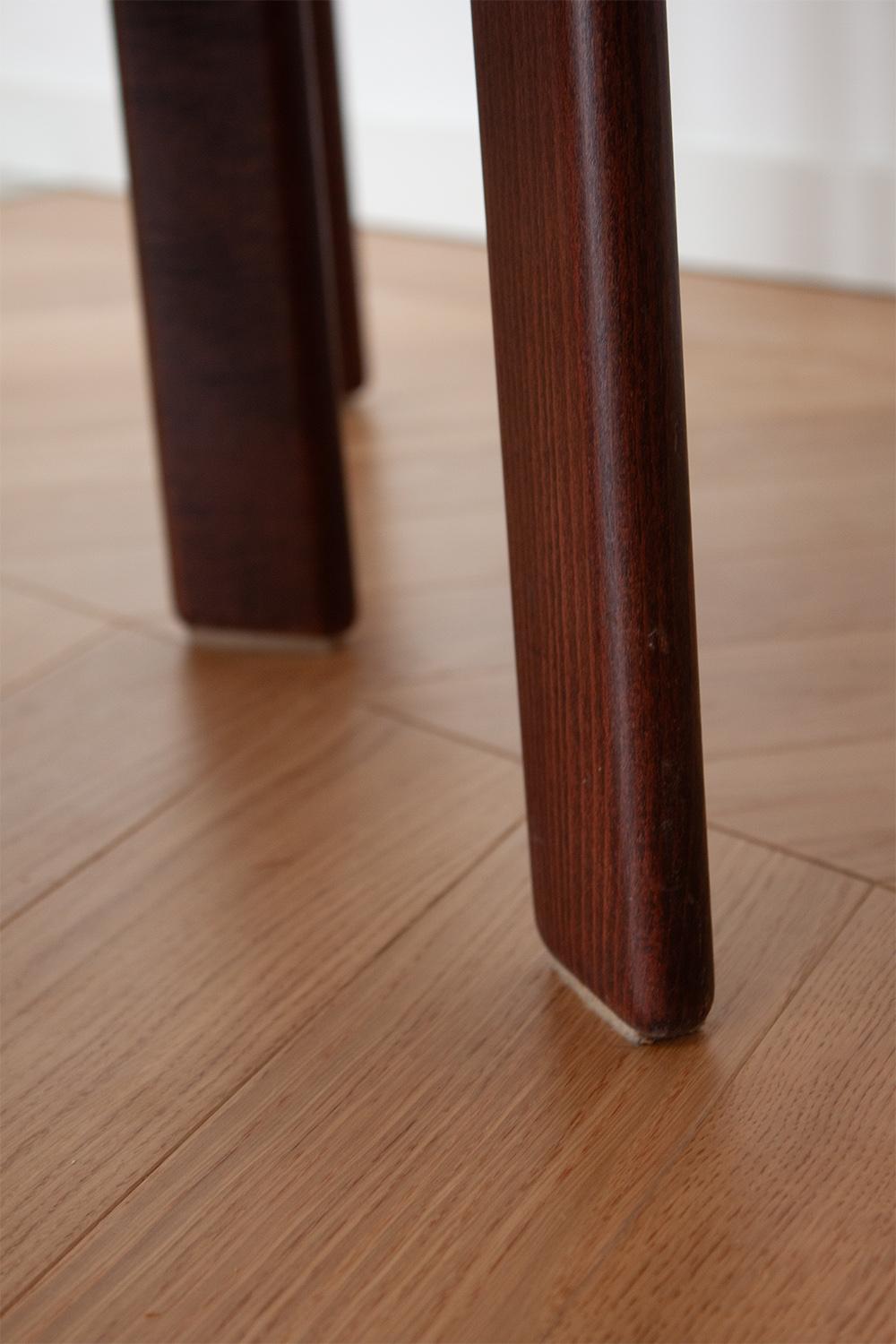 4 tabourets vintage à 3 pieds Bruno Rey en bois foncé et cuir par Dietiker en vente 3