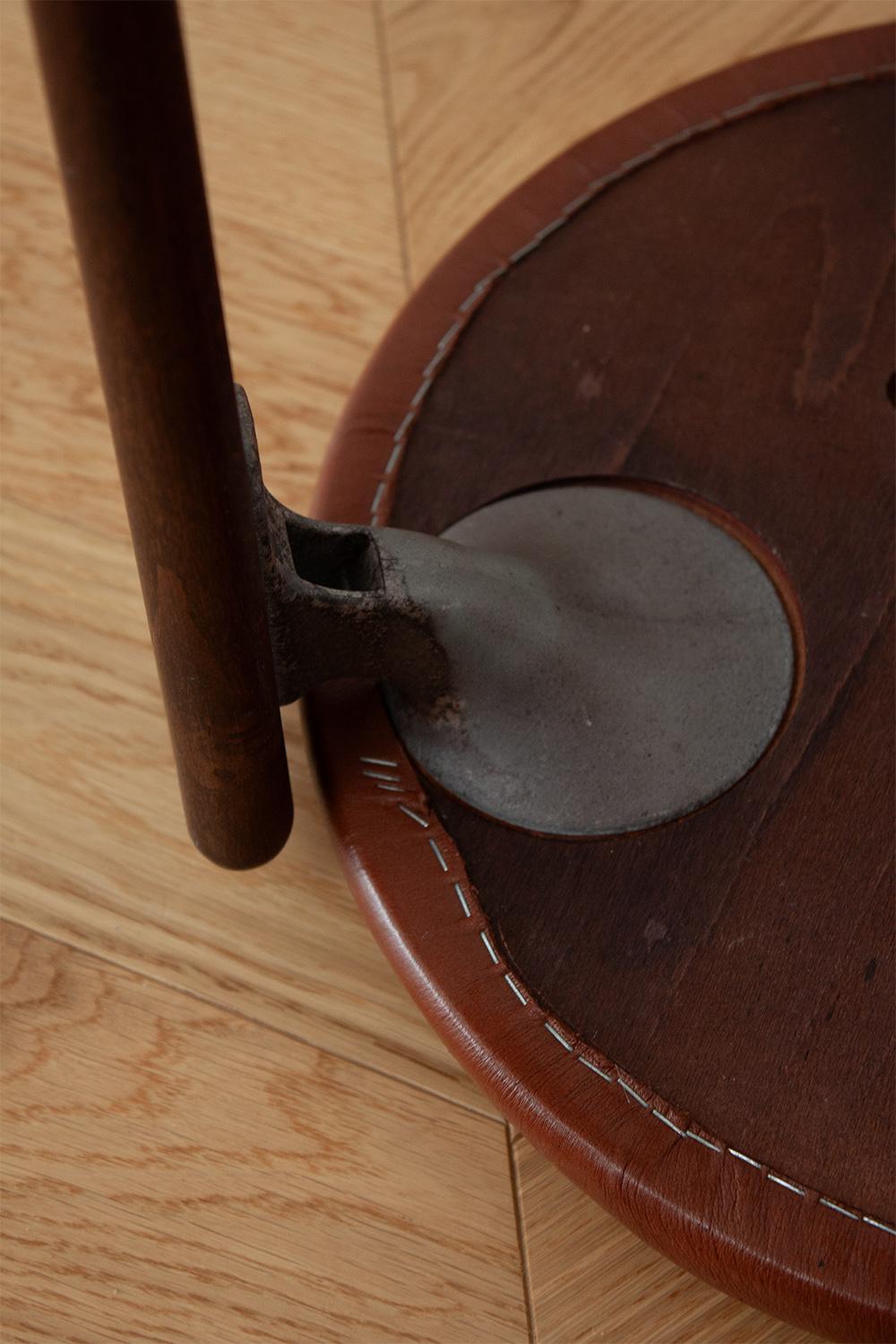 4 tabourets vintage à 3 pieds Bruno Rey en bois foncé et cuir par Dietiker en vente 7