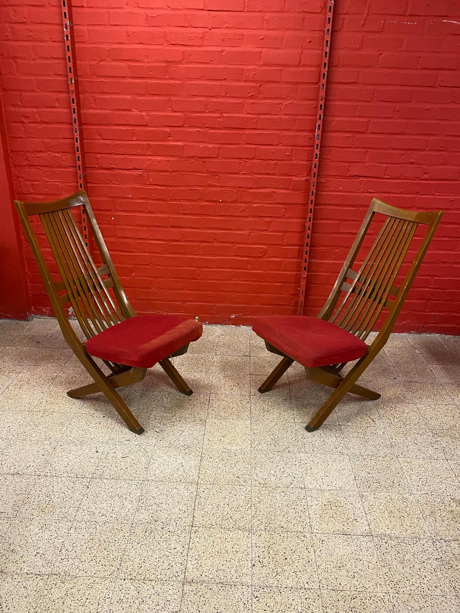 4 chaises vintage à 3 positions chaise haute, chaise de cheminée, chaise longue 
tissu à refaire 
les dimensions sont données en position haute.