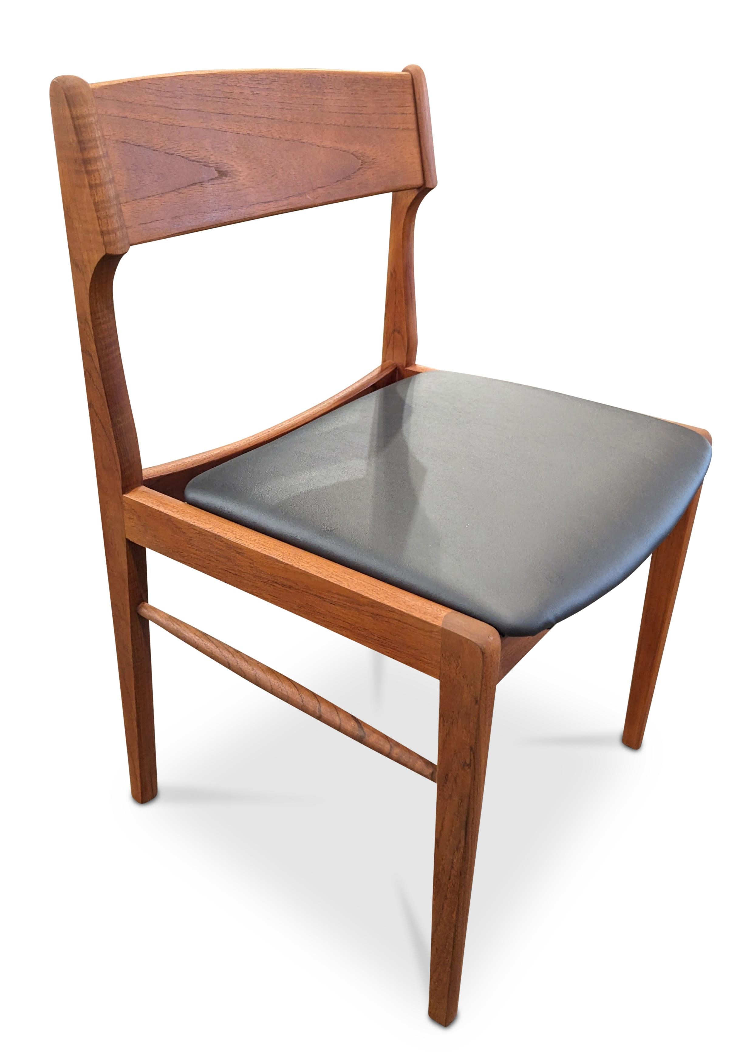 Mid-Century Modern 4 Vintage Danish Mid Century Teak Dining Chairs - 072307