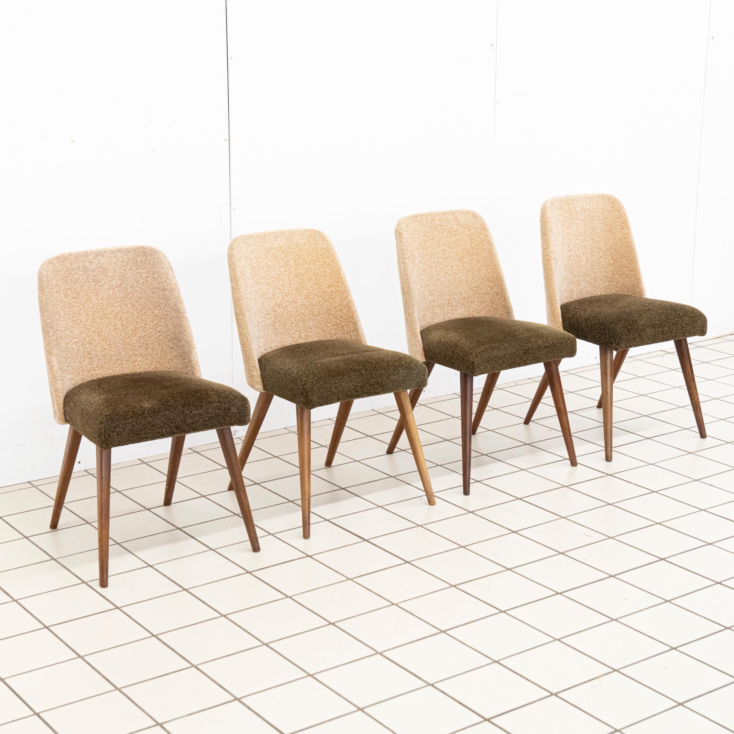 4 Vintage Duo-tone Dining Room Chairs In Good Condition For Sale In AMSTELVEEN, NL