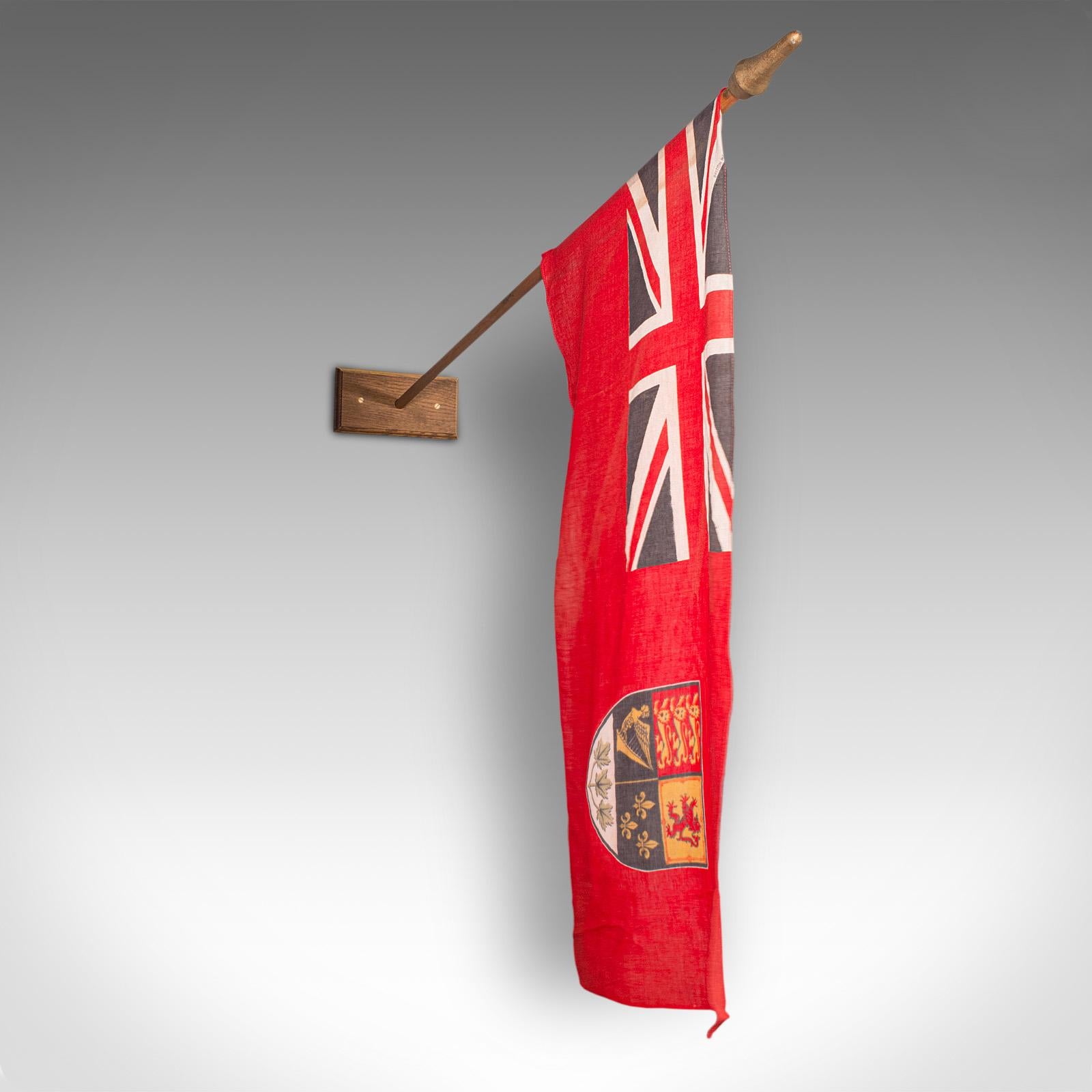 4 Vintage Empirical Embassy Flags, Commonwealth, Ensign, Oak Mount, Union Jack In Good Condition For Sale In Hele, Devon, GB