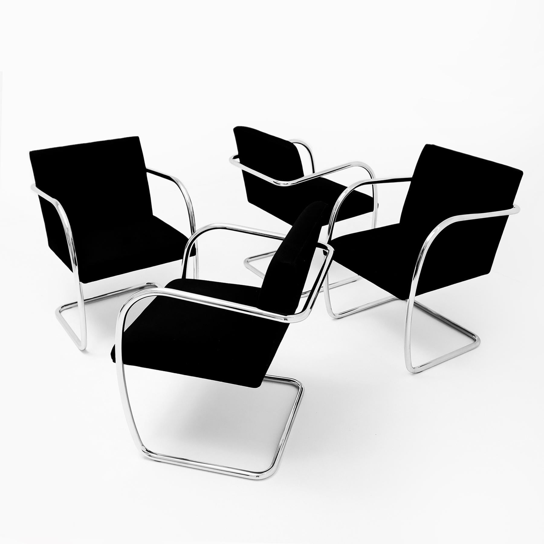 4 chaises de salle à manger tubulaires chromées vintage Ludwig Mies van der Rohe Knoll, MR50 BRNO Bon état - En vente à Highclere, Newbury