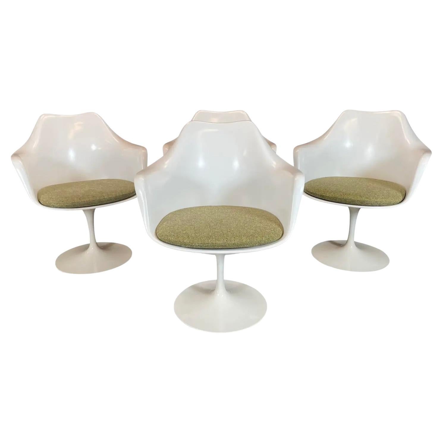 4 Vintage Mid Century Modern Swivel "Tulip" Chairs by Eero Saarinen for Knoll For Sale